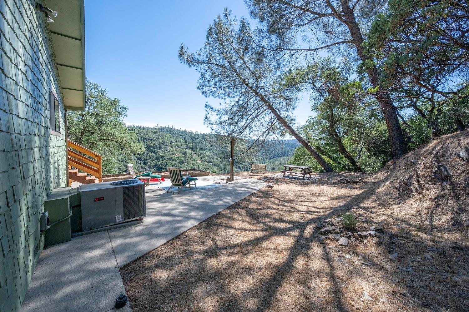 Detail Gallery Image 27 of 52 For 6060 Terra's Path, Placerville,  CA 95667 - 3 Beds | 2 Baths