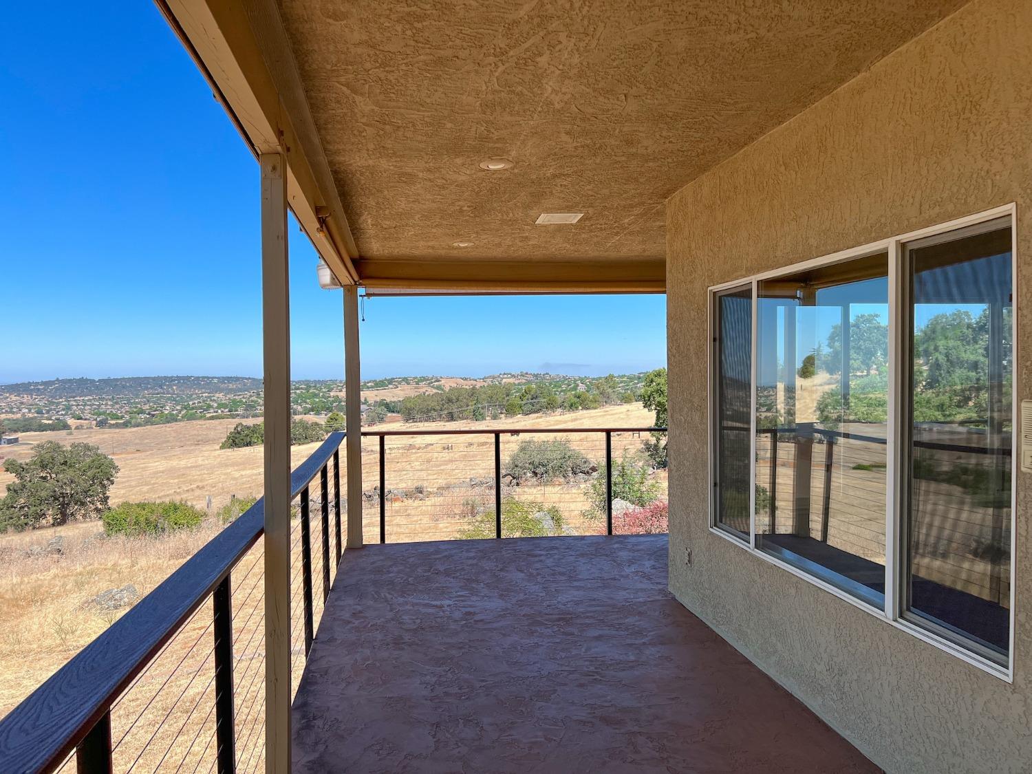 Detail Gallery Image 60 of 74 For 2120 Angels Vw, El Dorado Hills,  CA 95762 - 4 Beds | 3/1 Baths