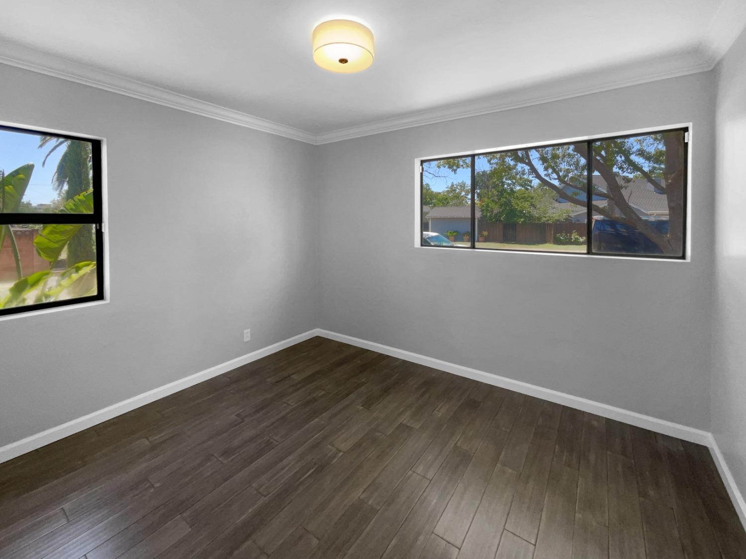 Detail Gallery Image 12 of 28 For 2312 Morse Ave, Sacramento,  CA 95825 - 3 Beds | 2 Baths