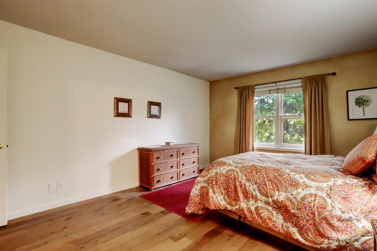 Detail Gallery Image 25 of 66 For 323 Bridge Way, Nevada City,  CA 95959 - 3 Beds | 2/1 Baths