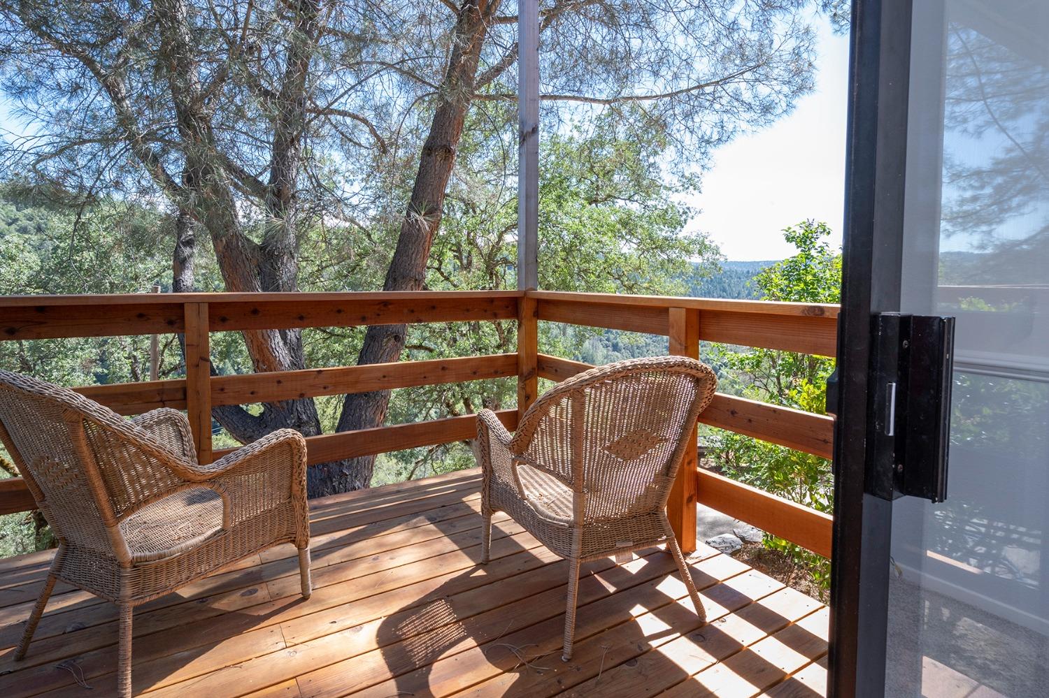 Detail Gallery Image 32 of 52 For 6060 Terra's Path, Placerville,  CA 95667 - 3 Beds | 2 Baths