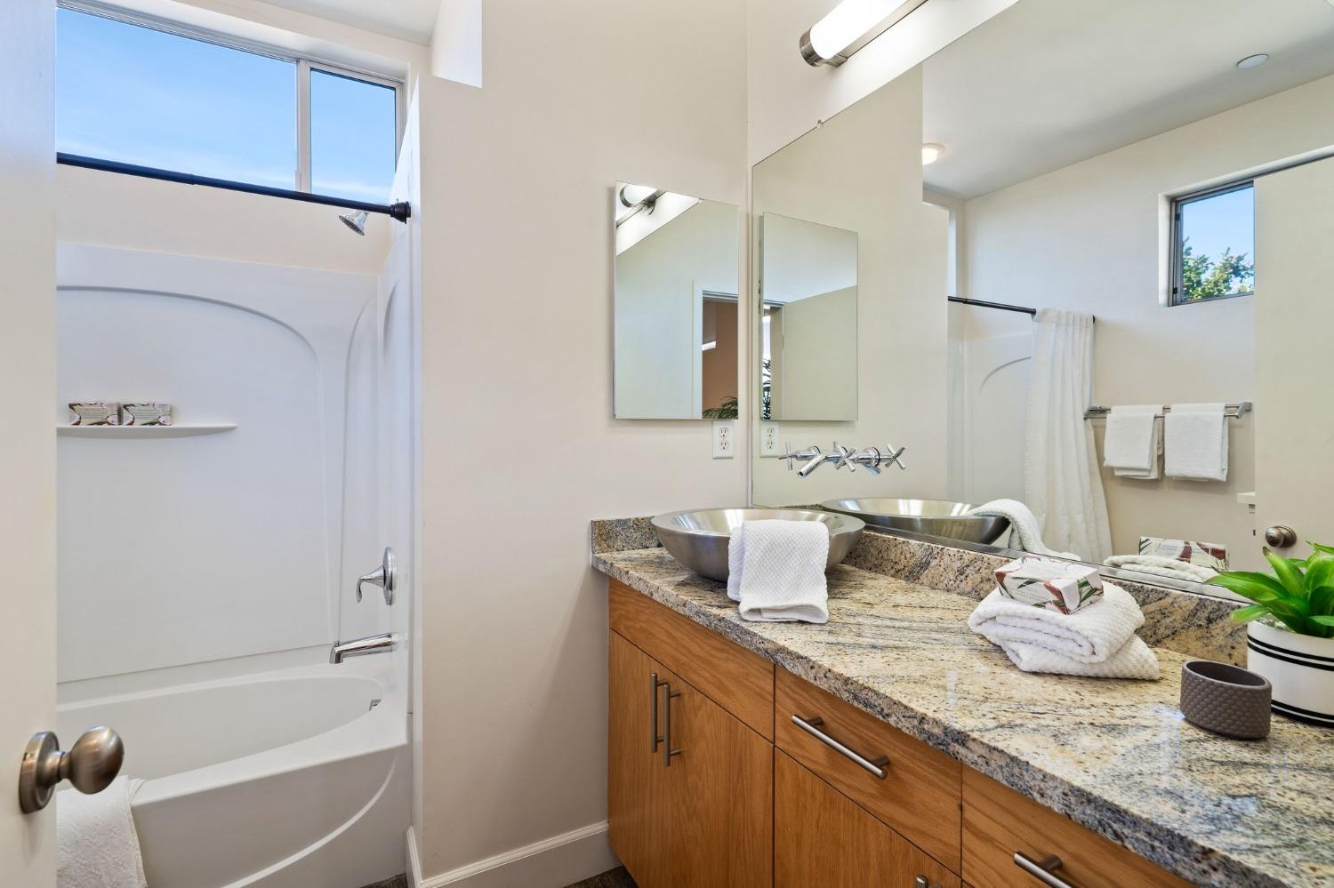 Alloy Court, West Sacramento, CA, 95691-2802