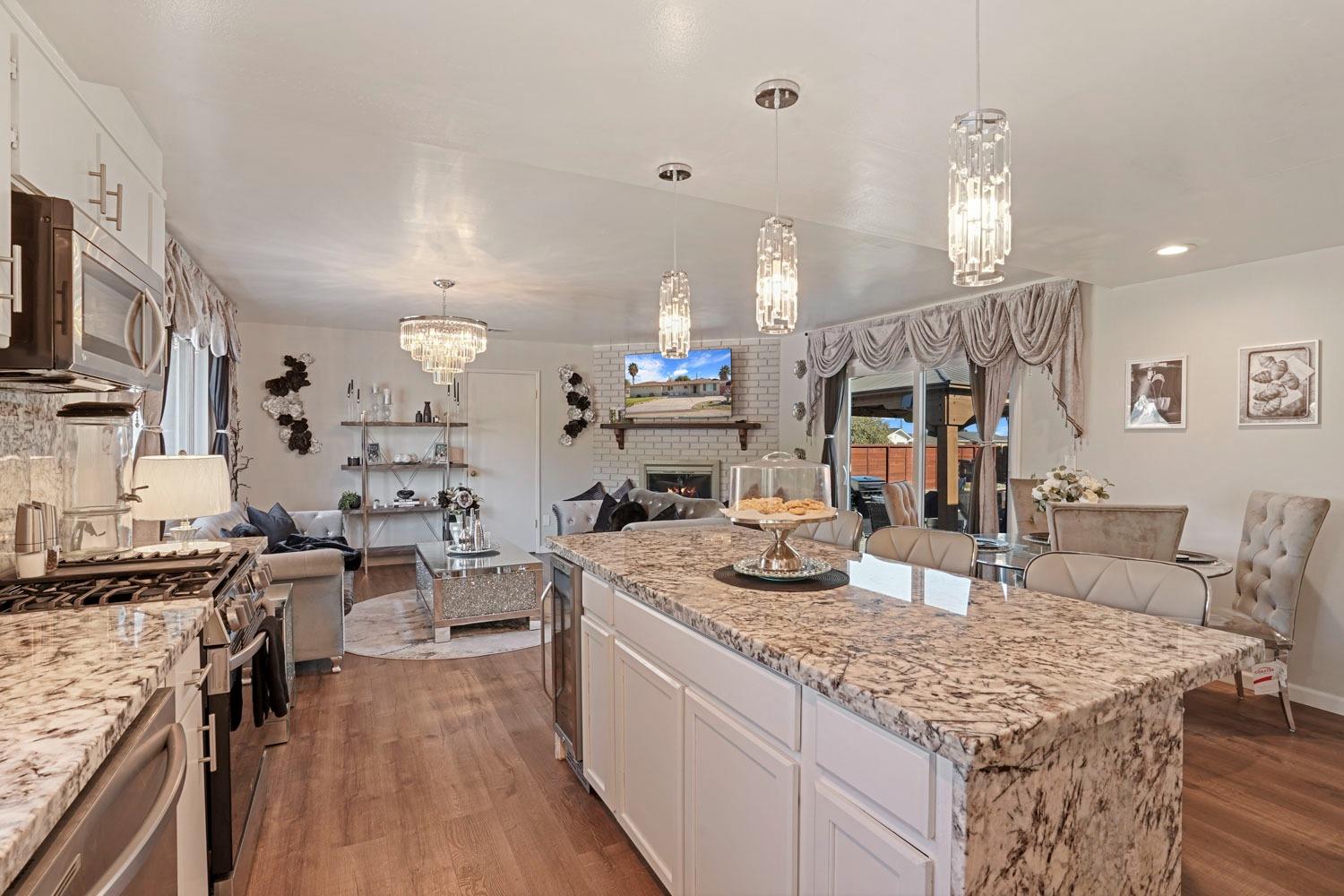 Detail Gallery Image 15 of 49 For 22992 Currier Dr, Tracy,  CA 95304 - 4 Beds | 2/1 Baths