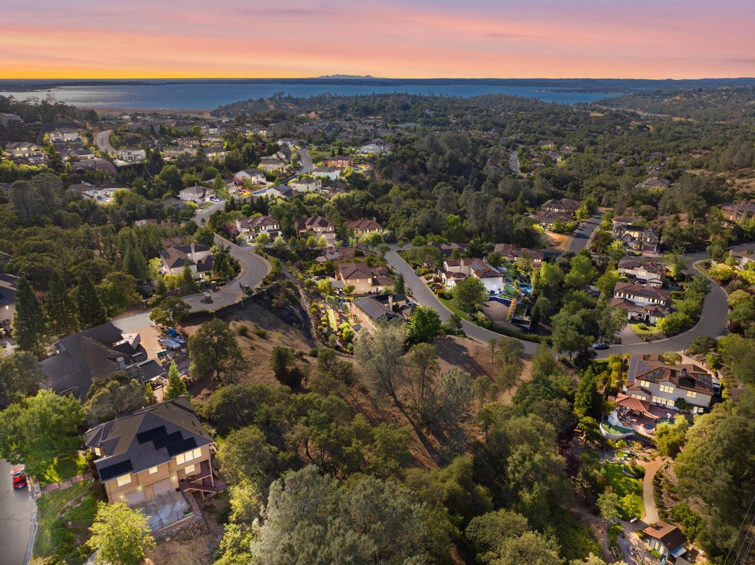 Detail Gallery Image 6 of 17 For 6041 Toscana Loop, El Dorado Hills,  CA 95762 - – Beds | – Baths