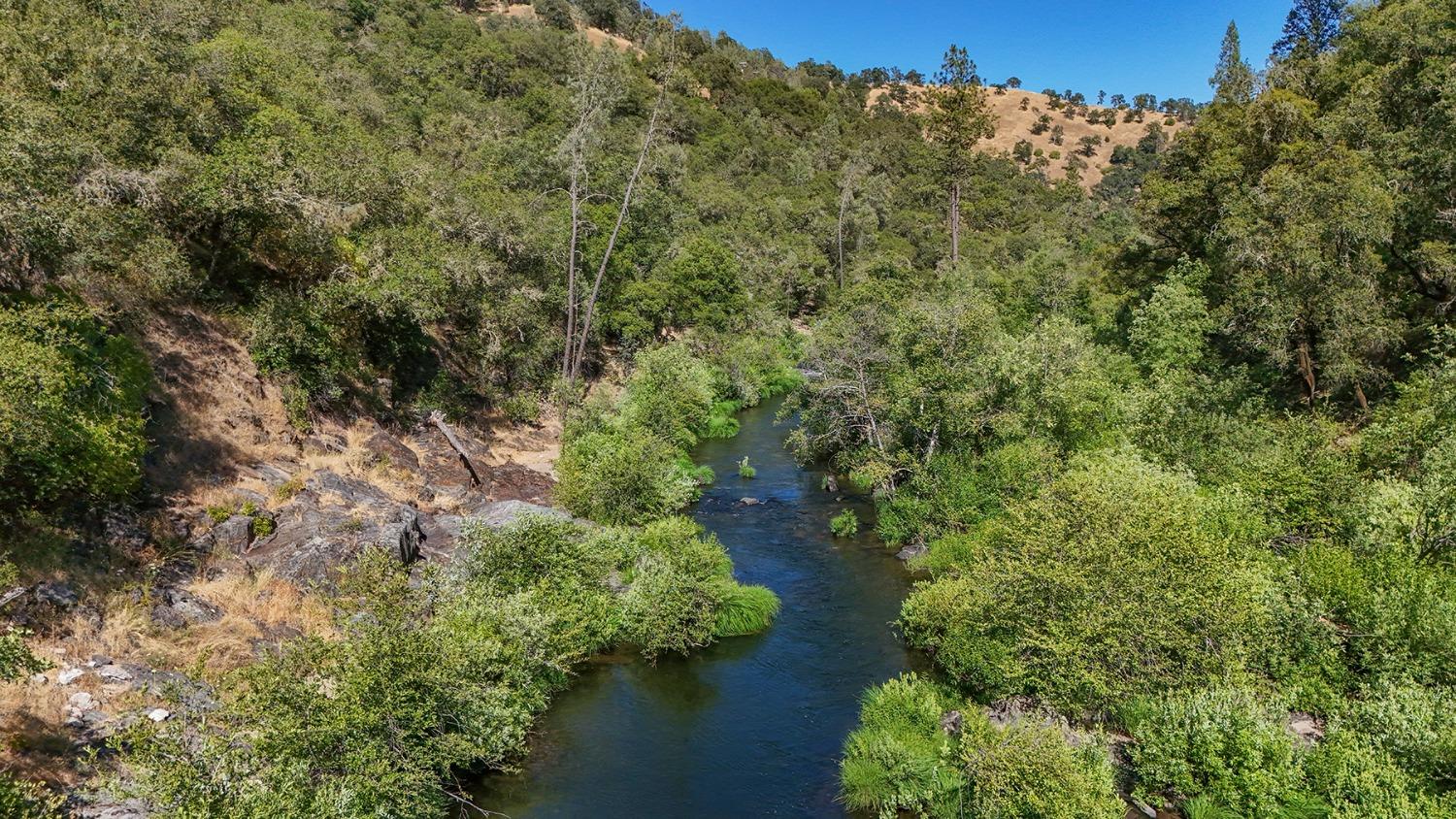 Detail Gallery Image 15 of 52 For 6060 Terra's Path, Placerville,  CA 95667 - 3 Beds | 2 Baths