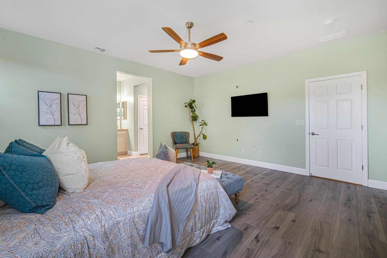 Detail Gallery Image 24 of 52 For 2628 Glen Echo Ln, Manteca,  CA 95336 - 3 Beds | 2 Baths