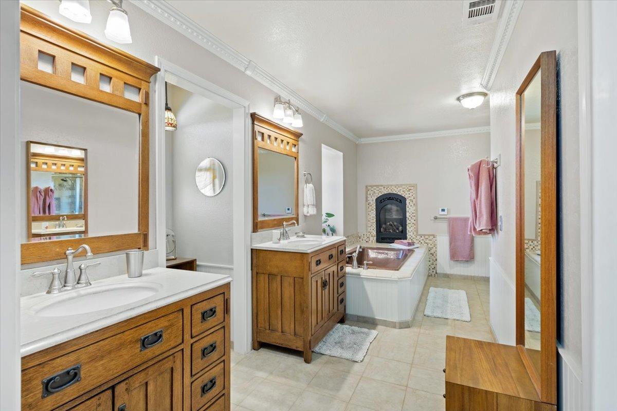 Detail Gallery Image 28 of 70 For 13703 Piper Hill Dr, Penn Valley,  CA 95946 - 3 Beds | 2/1 Baths