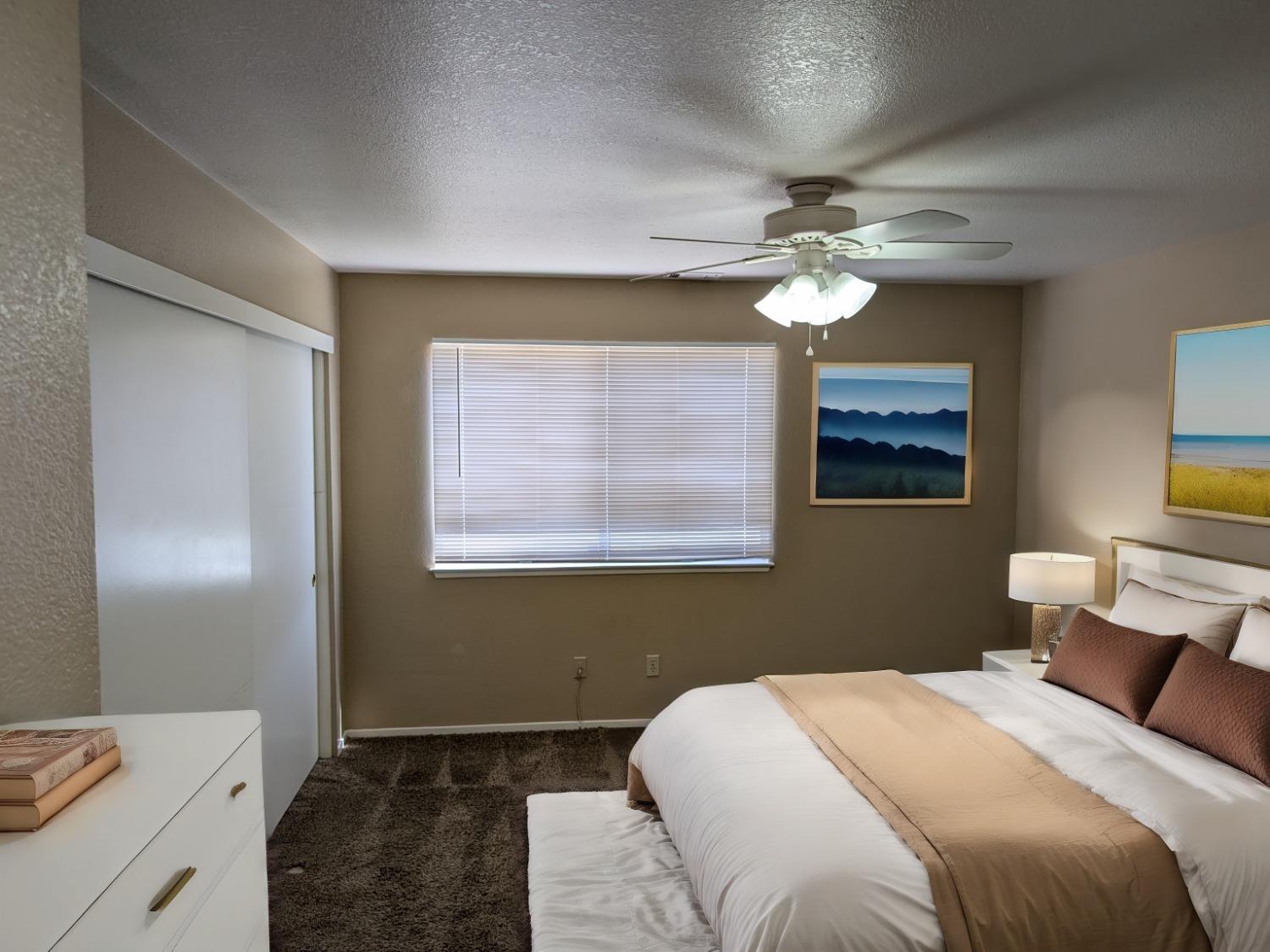 Detail Gallery Image 5 of 26 For 2065 Falmoth Cir, Manteca,  CA 95336 - 3 Beds | 2 Baths