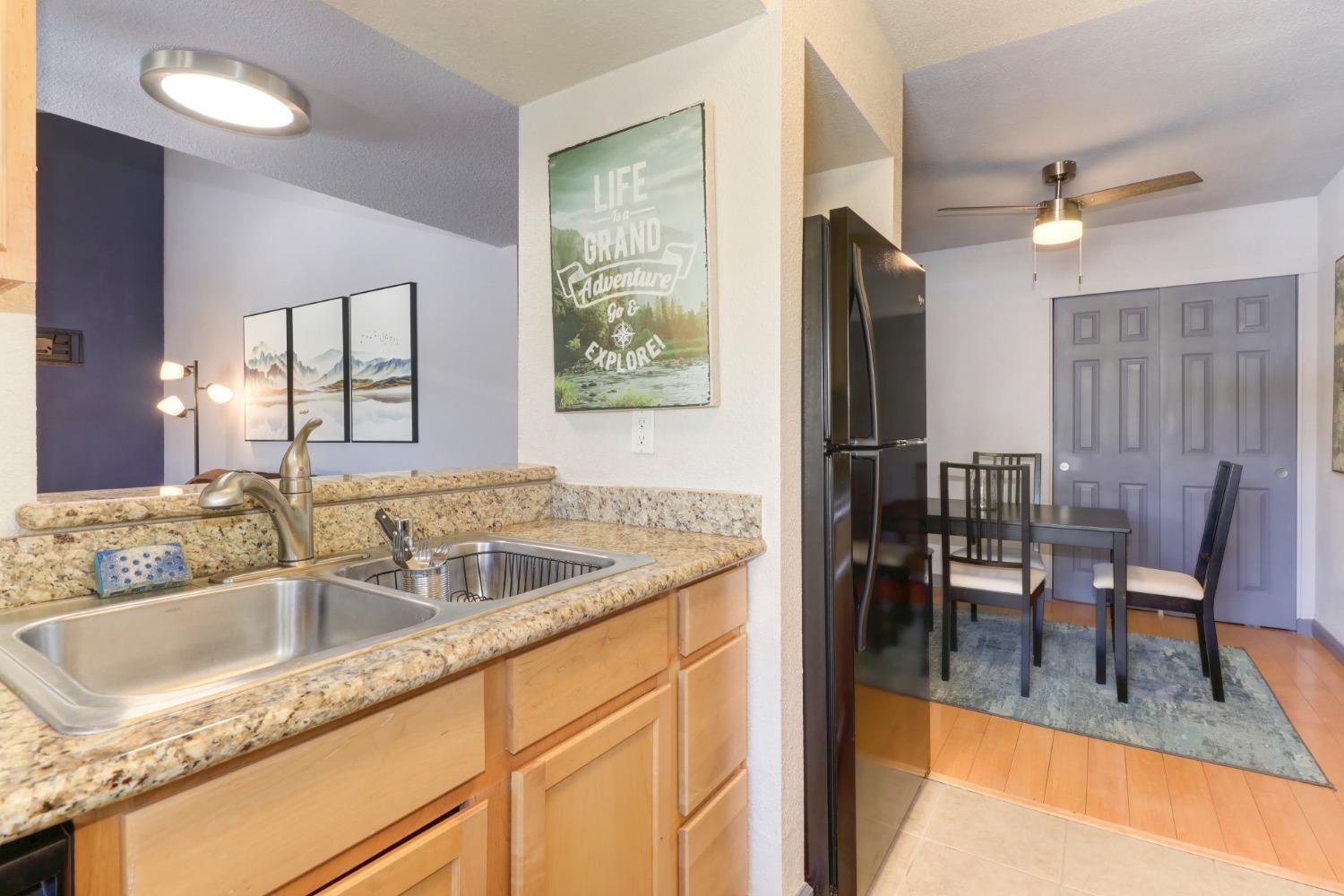 Detail Gallery Image 14 of 40 For 6250 Havenside Dr #2,  Sacramento,  CA 95831 - 2 Beds | 2 Baths