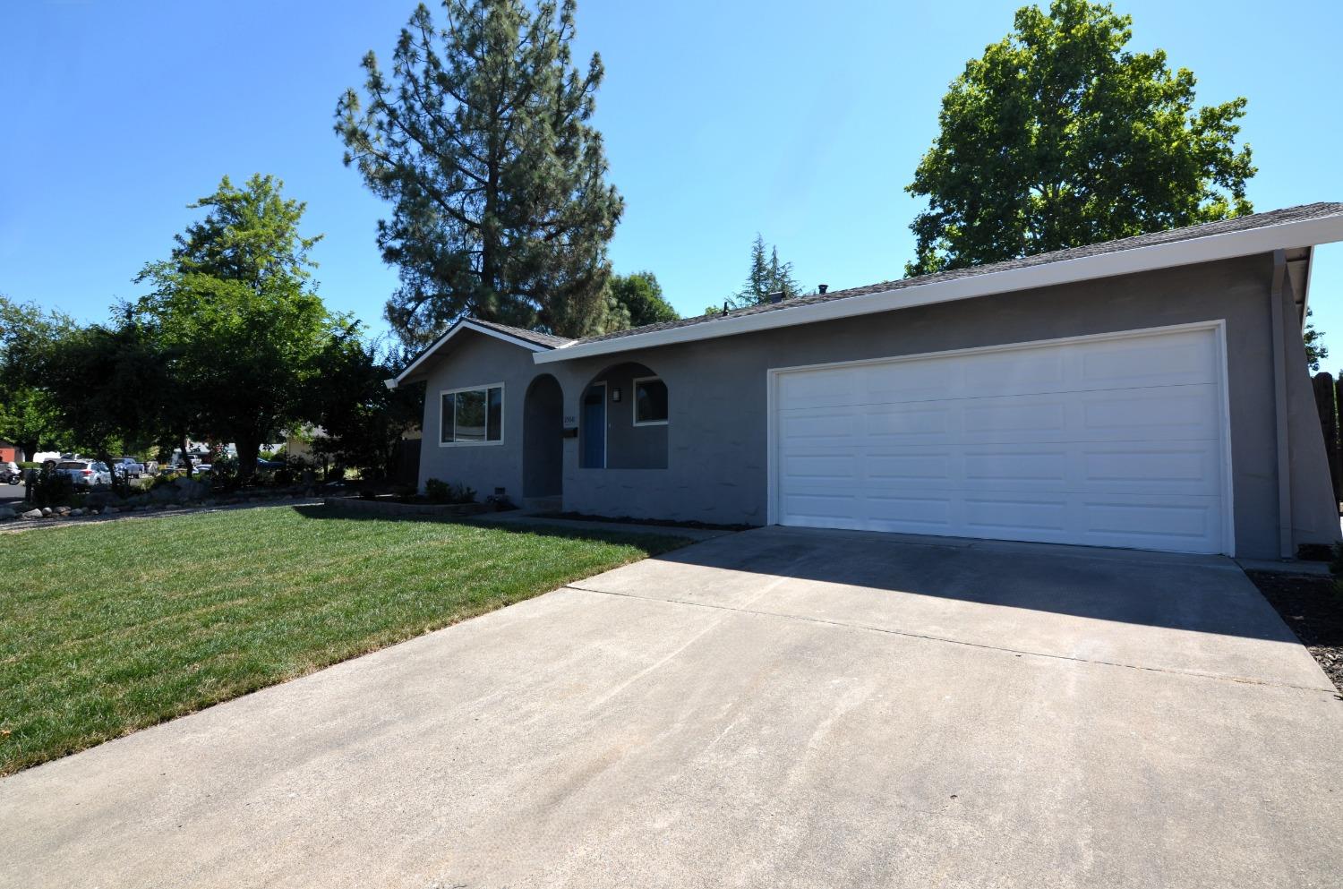 Detail Gallery Image 4 of 29 For 2560 Casa Del Oro Way, Rocklin,  CA 95677 - 3 Beds | 2 Baths