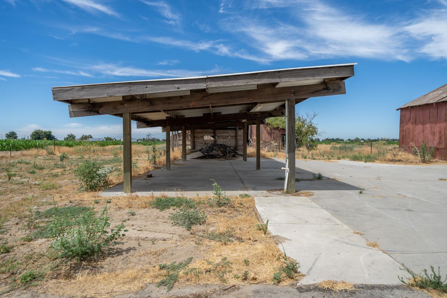 Detail Gallery Image 36 of 37 For 2507 Golf Rd, Turlock,  CA 95380 - 8 Beds | 4/1 Baths