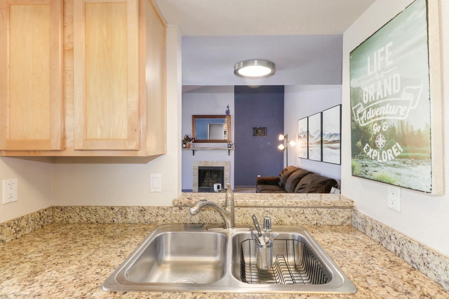 Detail Gallery Image 16 of 40 For 6250 Havenside Dr #2,  Sacramento,  CA 95831 - 2 Beds | 2 Baths