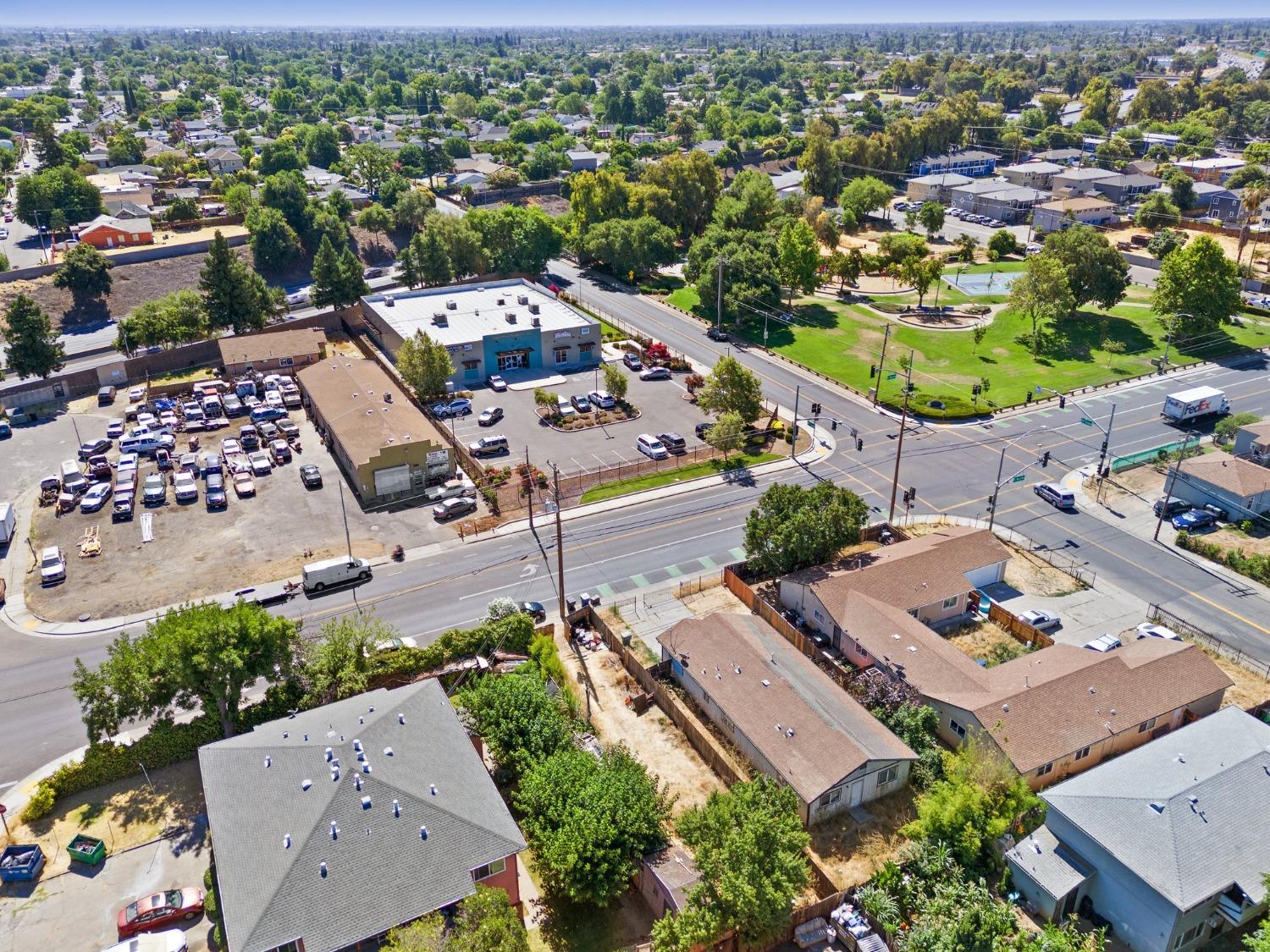 Martin Luther King Jr Blvd, Sacramento, California image 8