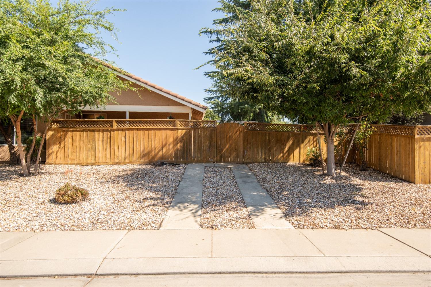 Prince Norman Way, Riverbank, California image 38