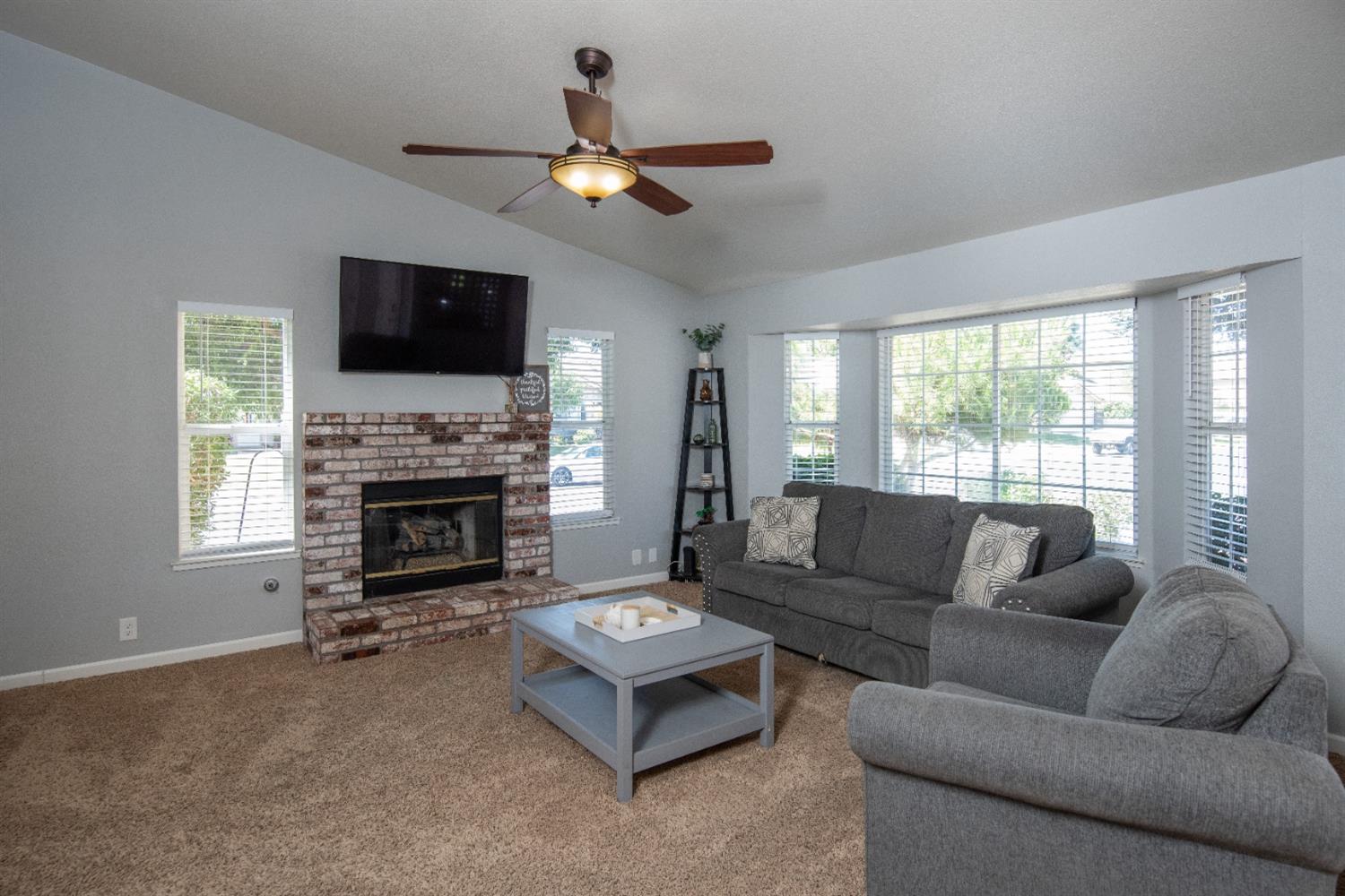 Prince Norman Way, Riverbank, California image 8