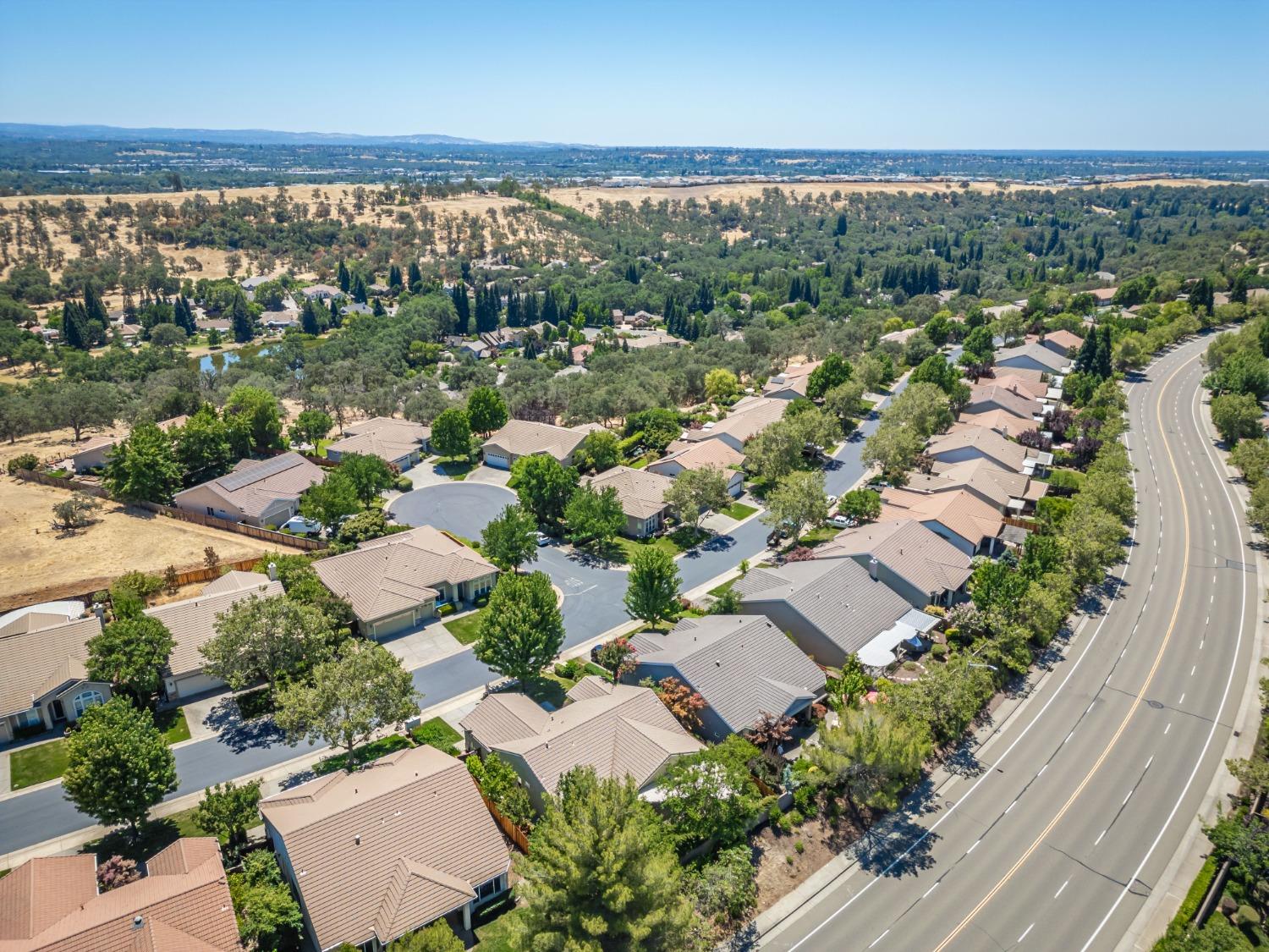 Tahoe Vista Drive, Rocklin, California image 5