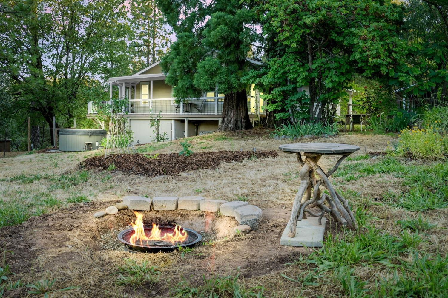 Detail Gallery Image 71 of 87 For 13119 Cement Hill Rd, Nevada City,  CA 95959 - 3 Beds | 3 Baths