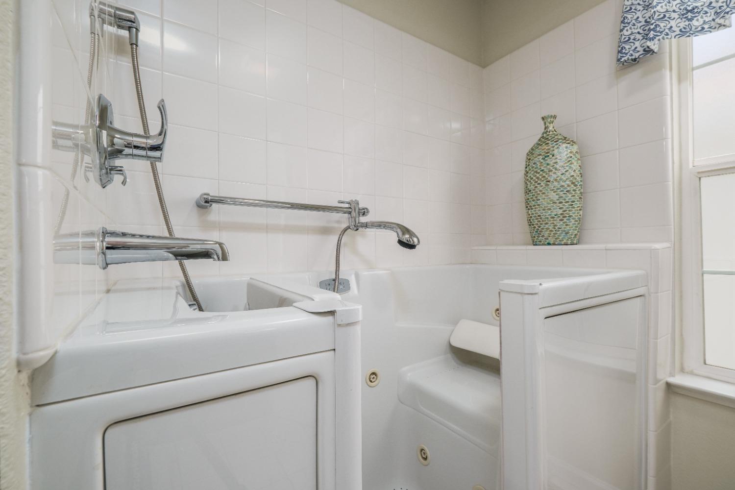 Detail Gallery Image 34 of 53 For 3040 Granada Ct #27,  Cameron Park,  CA 95682 - 2 Beds | 2 Baths