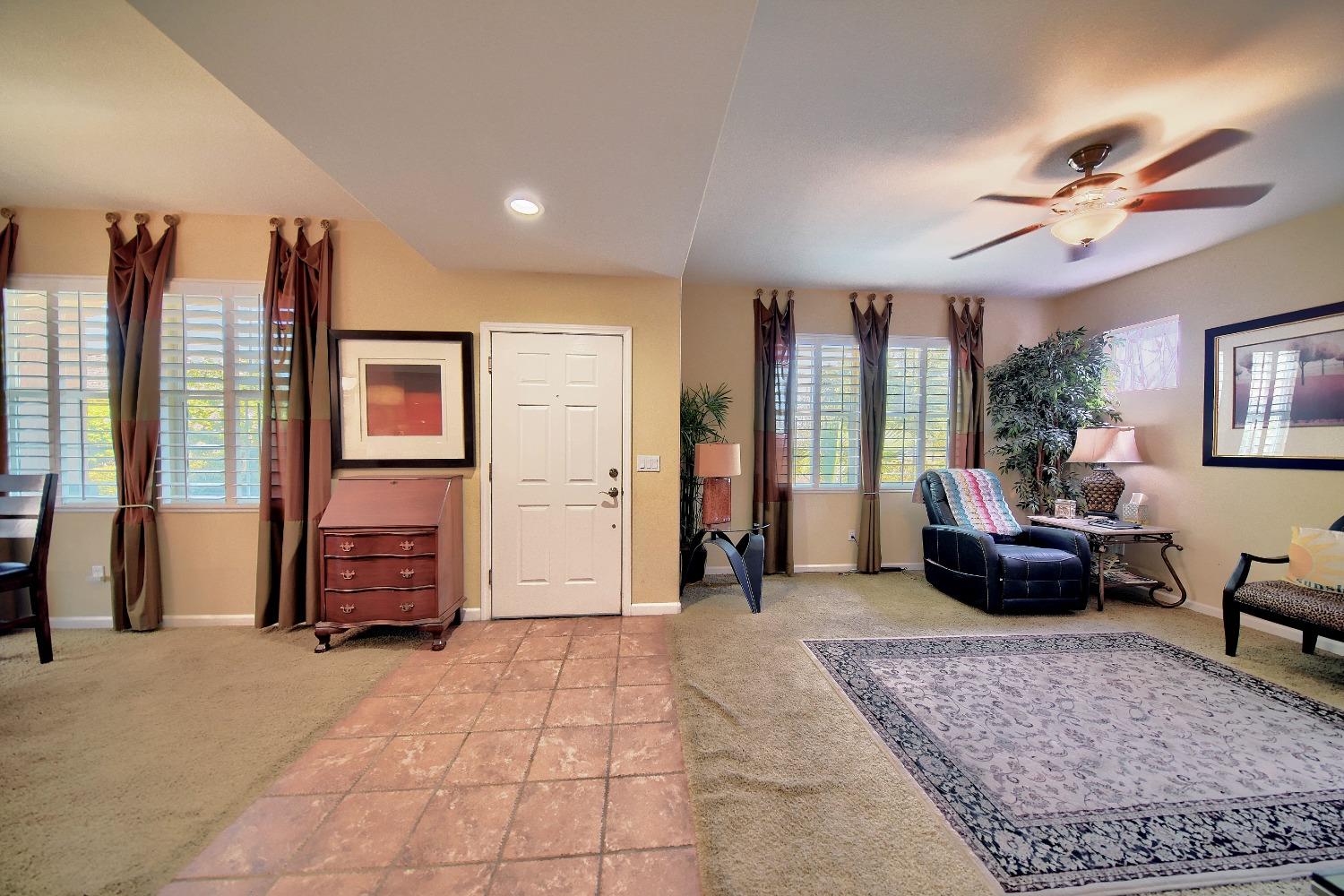 Detail Gallery Image 7 of 89 For 543 Machado St, Los Banos,  CA 93635 - 3 Beds | 3/1 Baths