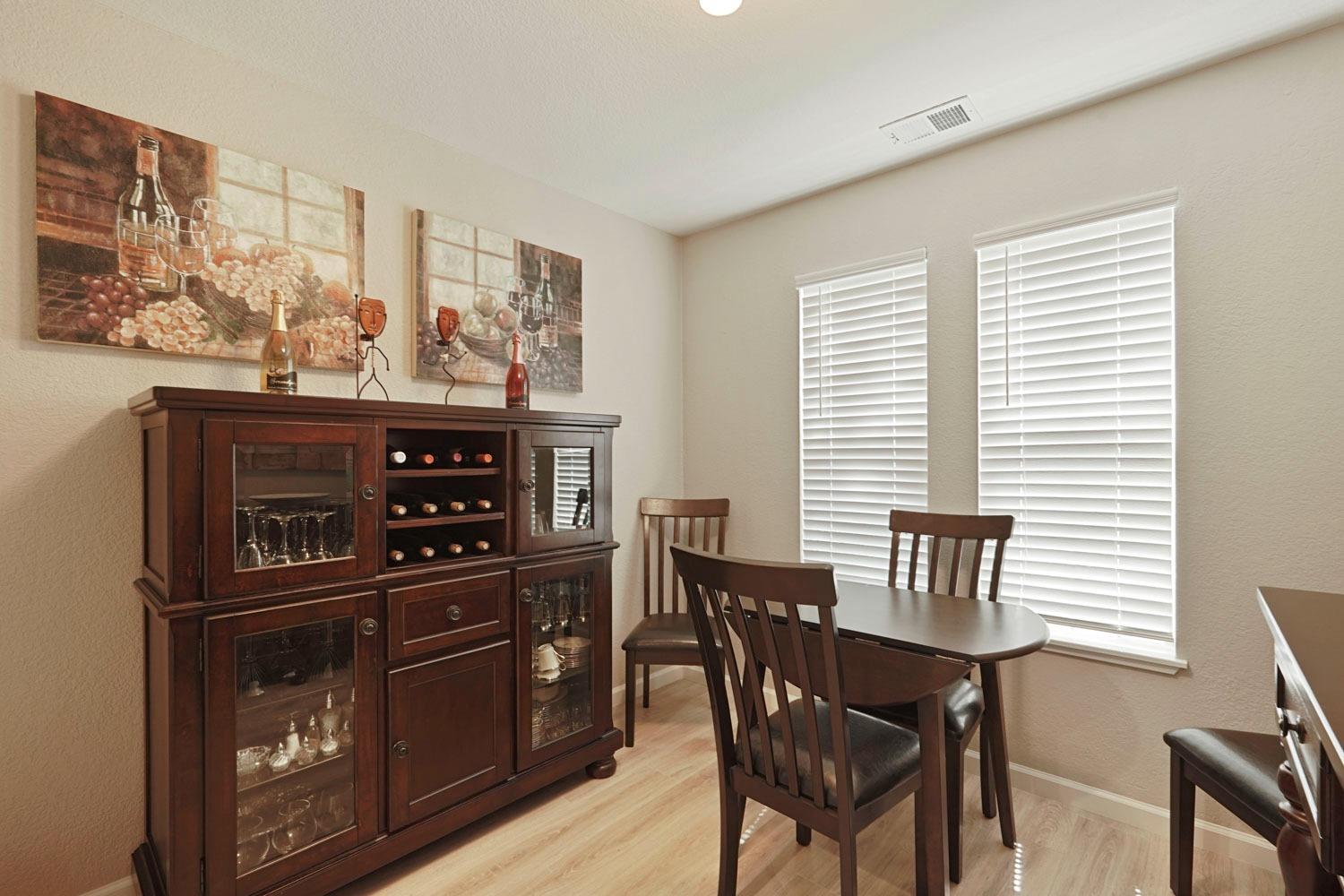 Detail Gallery Image 12 of 25 For 2400 Eilers Ln #1407,  Lodi,  CA 95242 - 3 Beds | 2 Baths