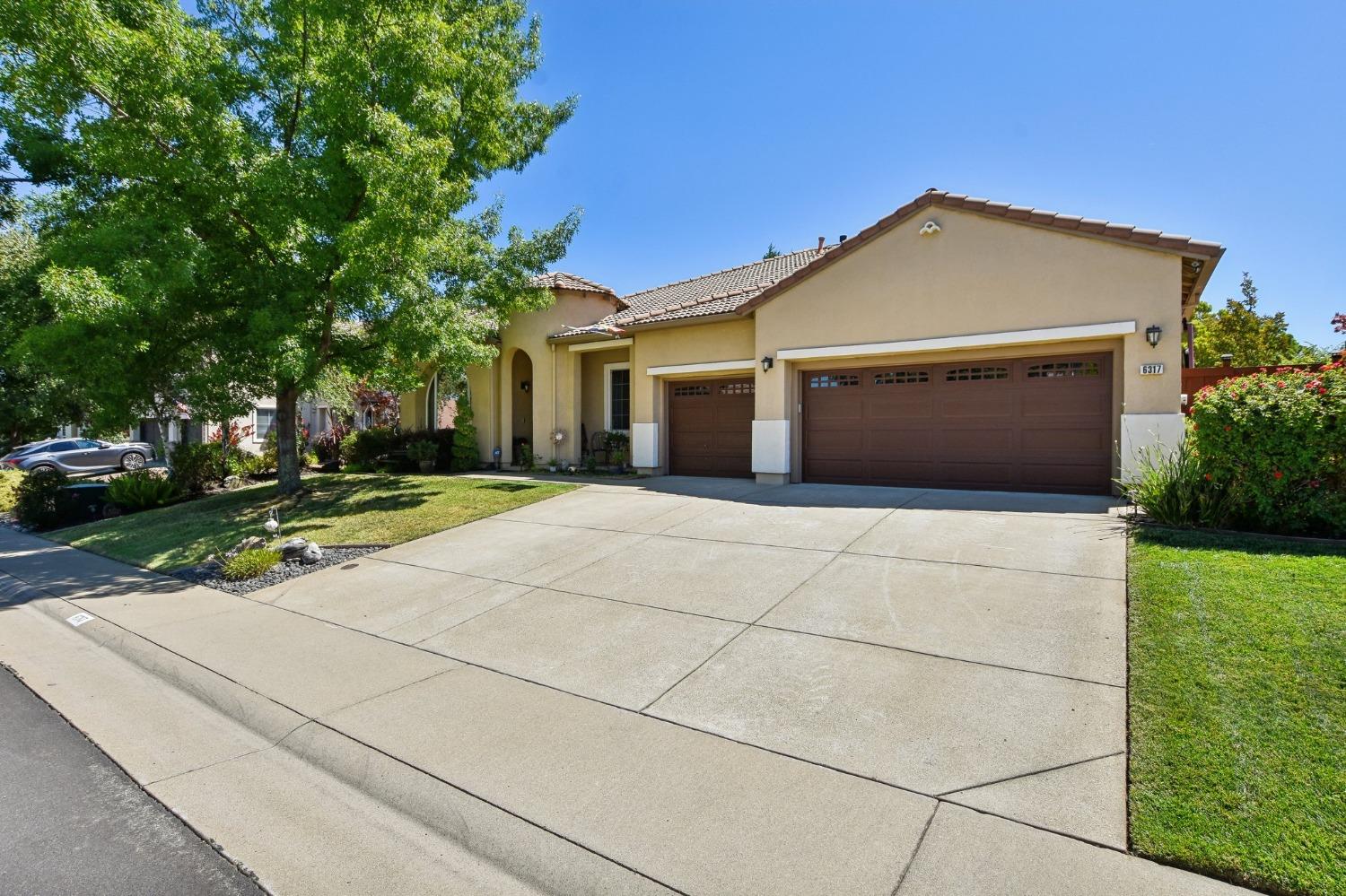 Detail Gallery Image 1 of 1 For 6317 Galaxy Ln, Rocklin,  CA 95677 - 3 Beds | 2/1 Baths