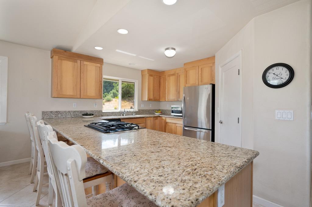 Detail Gallery Image 30 of 81 For 6925 Clark Mountain Rd, Lotus,  CA 95651 - 3 Beds | 2 Baths