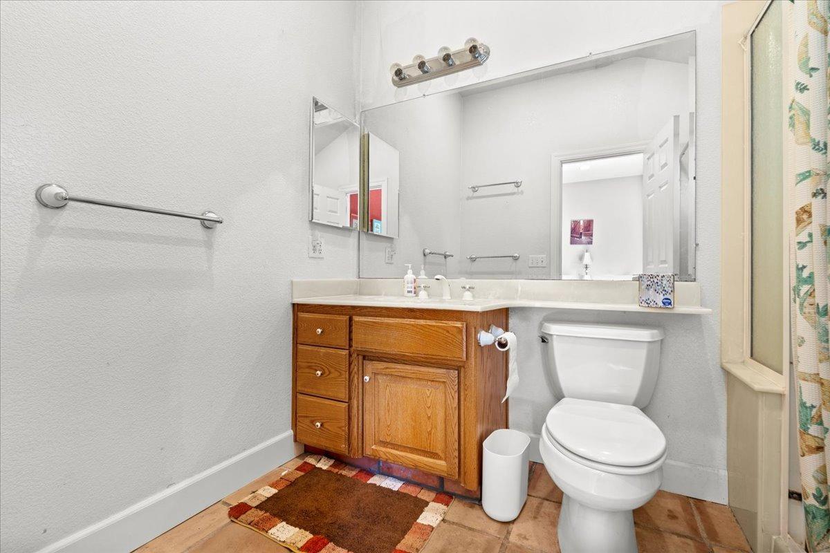 Detail Gallery Image 27 of 58 For 10930 Star Ave, Waterford,  CA 95386 - 5 Beds | 4/1 Baths