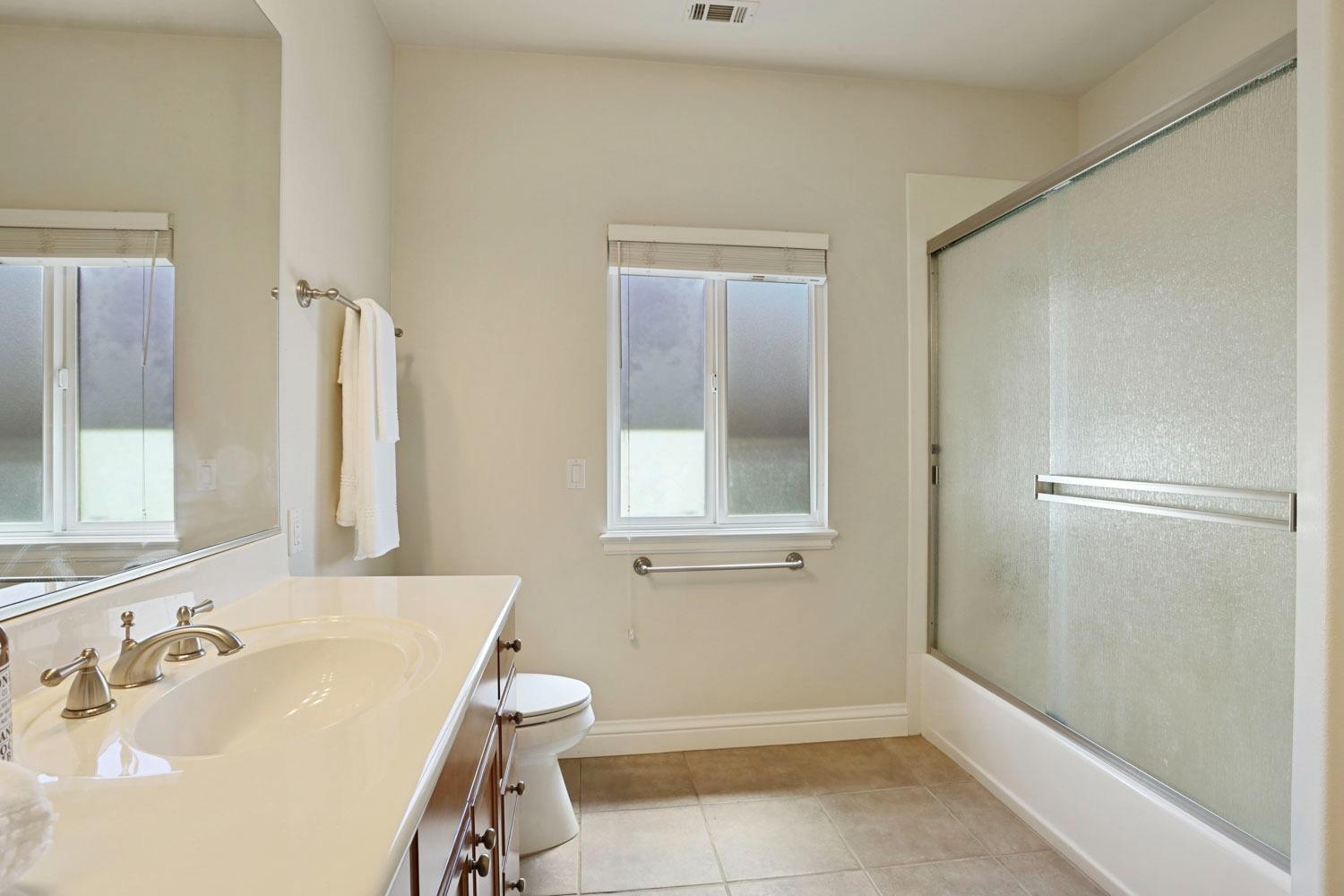 Detail Gallery Image 35 of 51 For 4839 Bridgewater Cir, Stockton,  CA 95219 - 3 Beds | 2/1 Baths