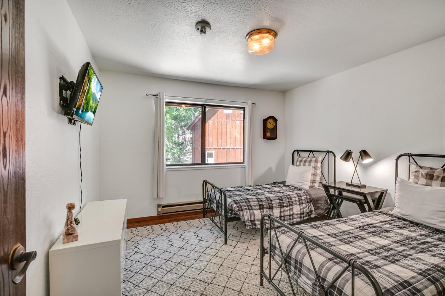 Detail Gallery Image 26 of 58 For 79 Iroquois Dr #4,  Arnold,  CA 95223 - 2 Beds | 2/1 Baths