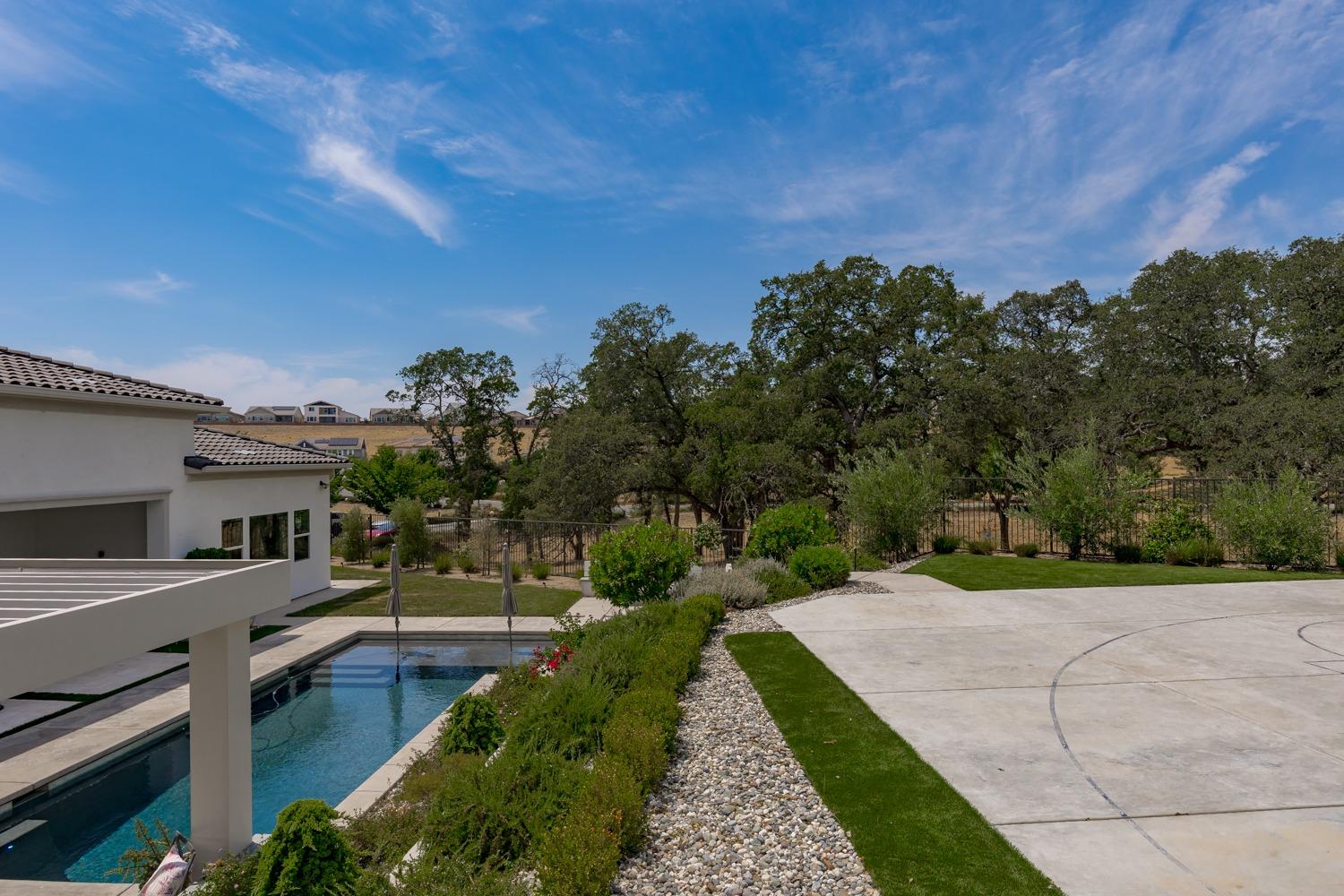 Detail Gallery Image 28 of 39 For 1003 Big Cedar Ct, Rocklin,  CA 95765 - 4 Beds | 4/1 Baths