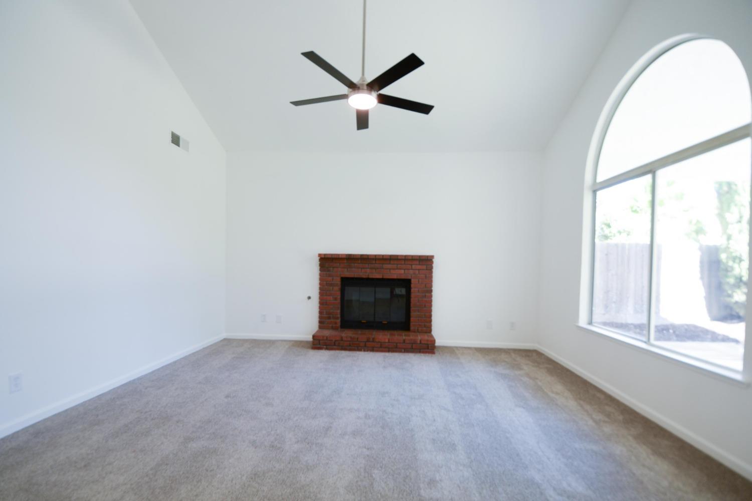 Detail Gallery Image 37 of 70 For 2205 Tammi Ct, Tracy,  CA 95377 - 4 Beds | 2/1 Baths