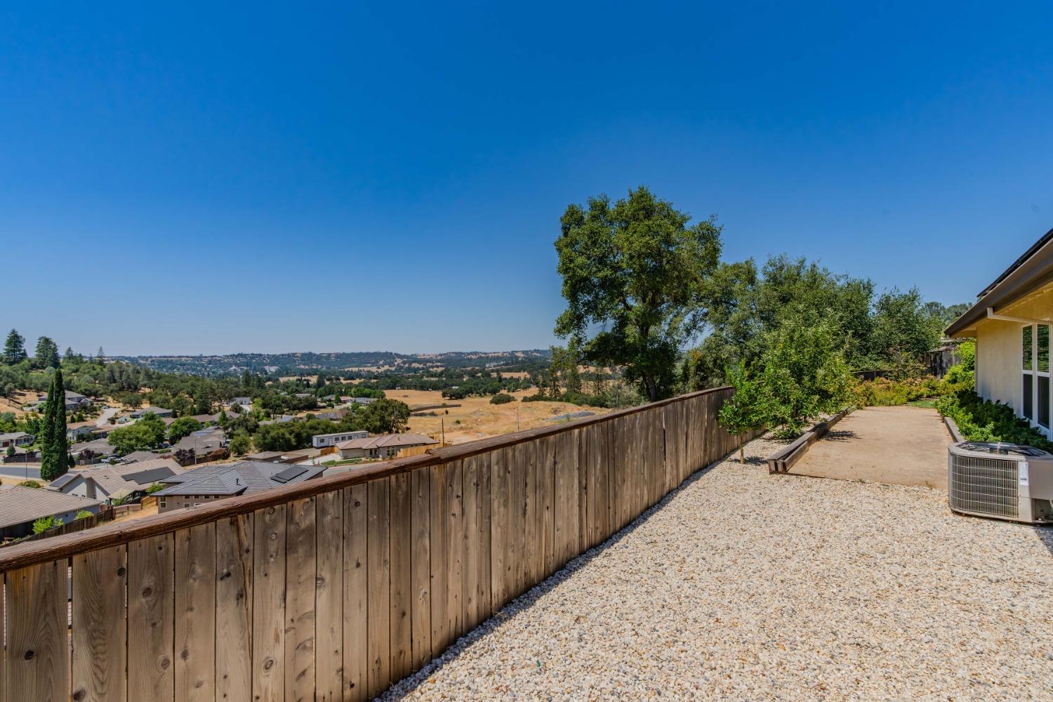 Detail Gallery Image 18 of 49 For 190 Emerald Lane, Jackson,  CA 95642 - 3 Beds | 2 Baths