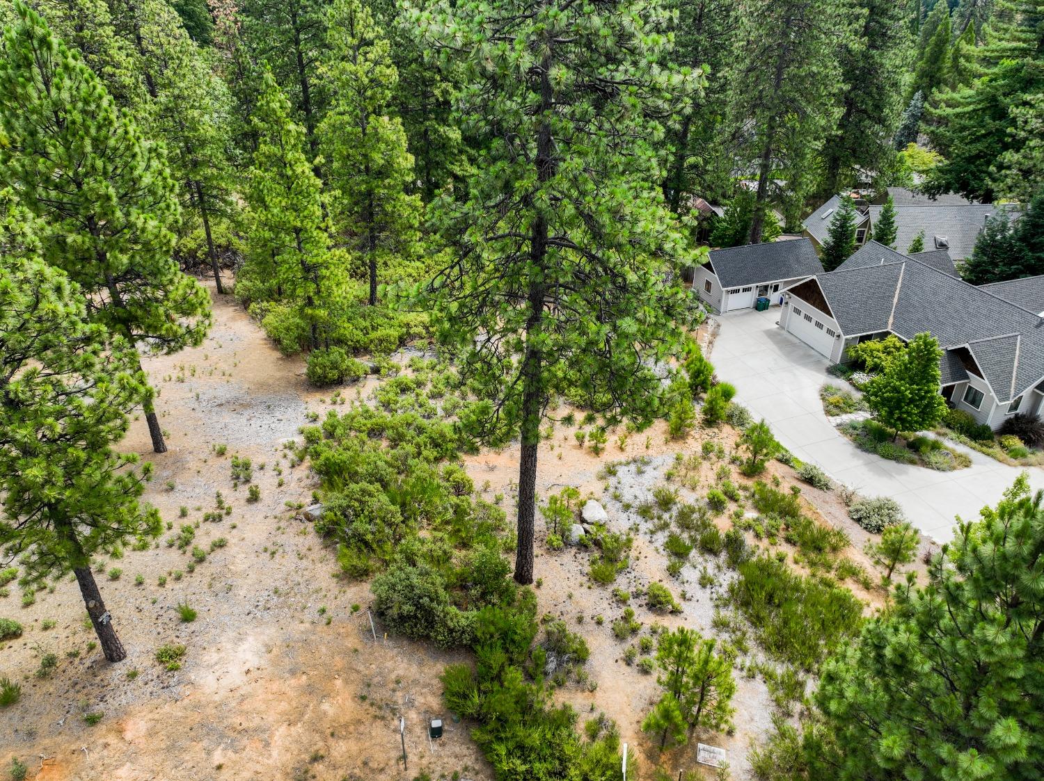 Detail Gallery Image 3 of 35 For 520 Lost Hill Ct, Nevada City,  CA 95959 - – Beds | – Baths