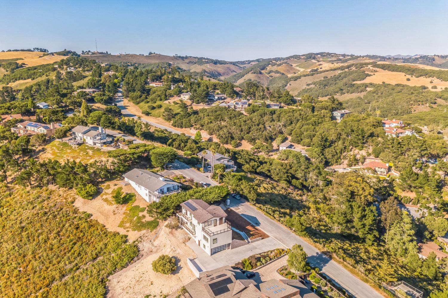 Detail Gallery Image 35 of 41 For 25490 via Mariquita, Carmel,  CA 93923 - 4 Beds | 3/1 Baths