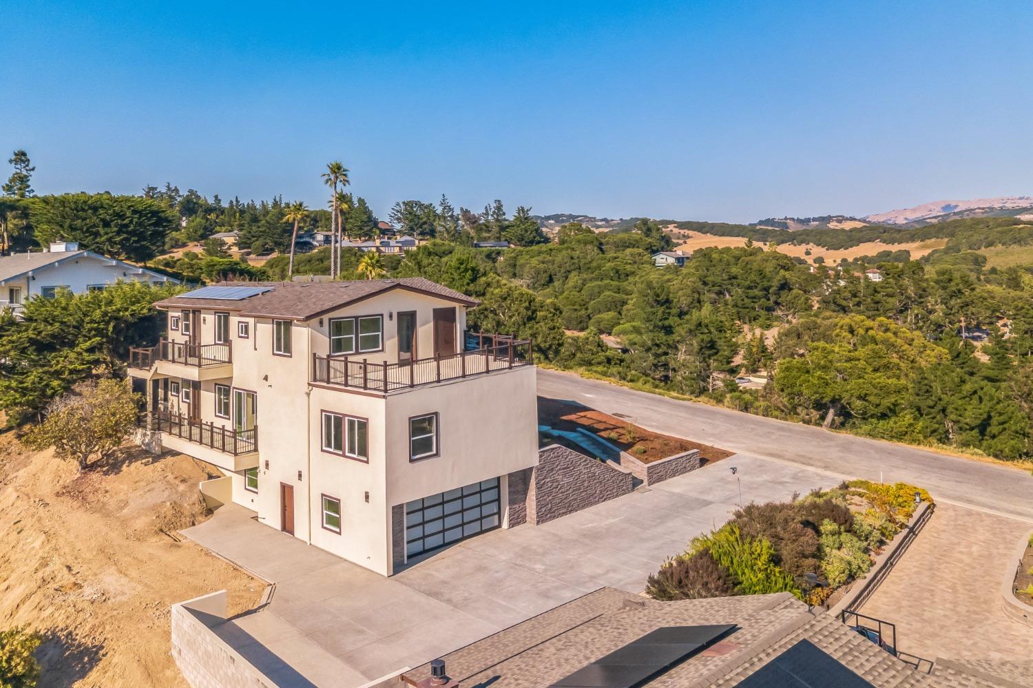 Detail Gallery Image 26 of 41 For 25490 via Mariquita, Carmel,  CA 93923 - 4 Beds | 3/1 Baths