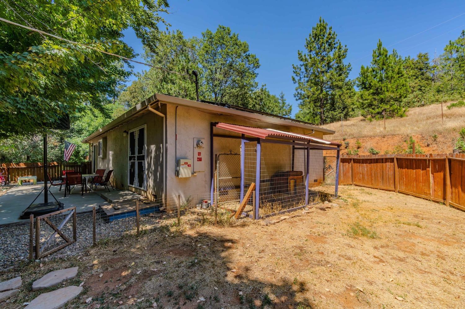 Detail Gallery Image 37 of 48 For 13920 Gold Mine Rd., Pine Grove,  CA 95665 - 3 Beds | 2/1 Baths