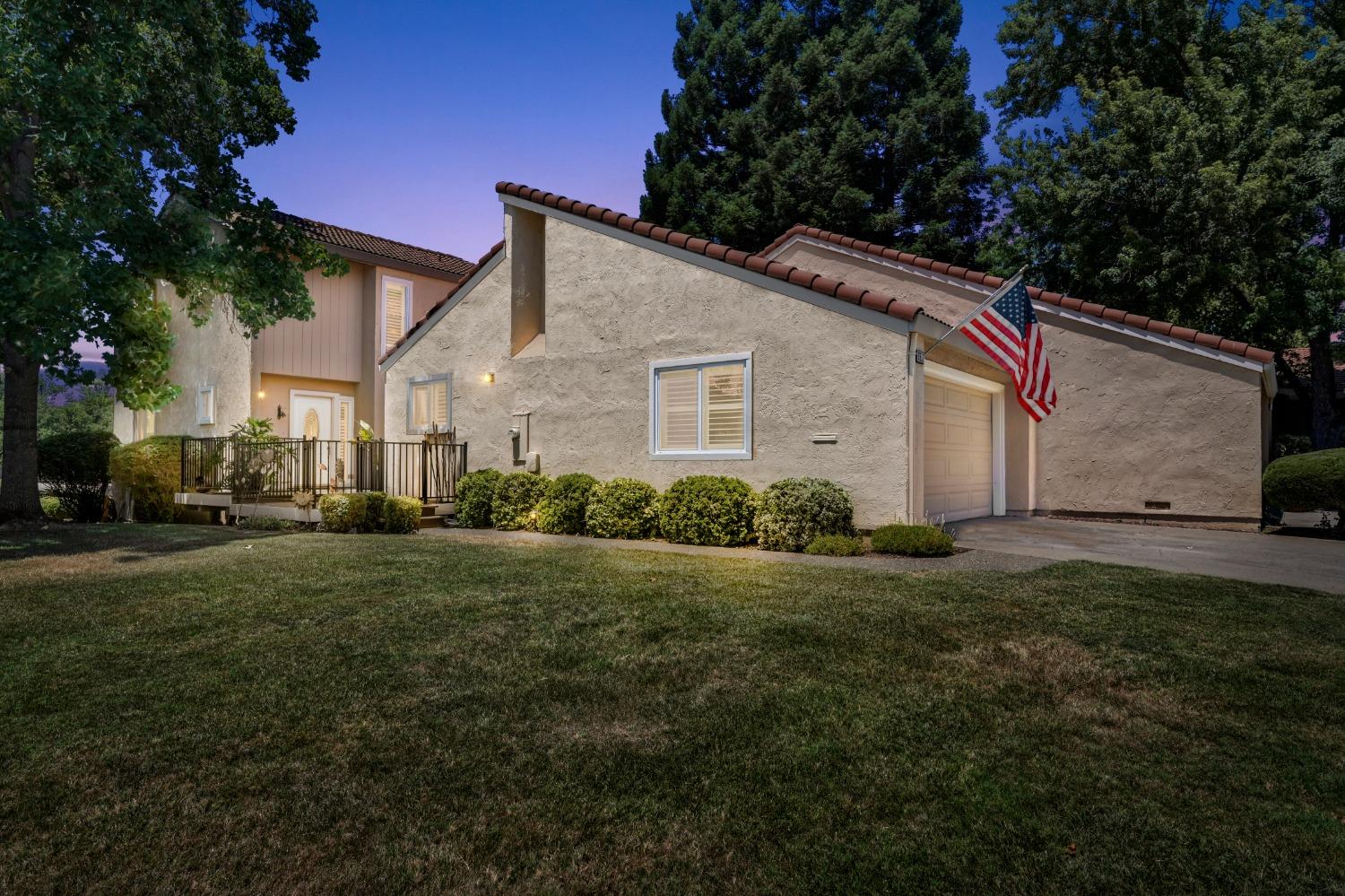 Detail Gallery Image 2 of 25 For 6912 Carreta Ln, Rancho Murieta,  CA 95683 - 3 Beds | 2/1 Baths