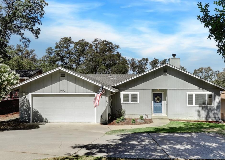 Lodgepole Drive, Penn Valley, California image 1