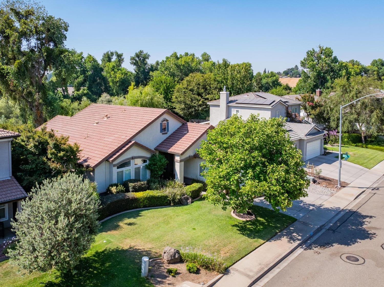 Hollenbeck Court, Oakdale, California image 3