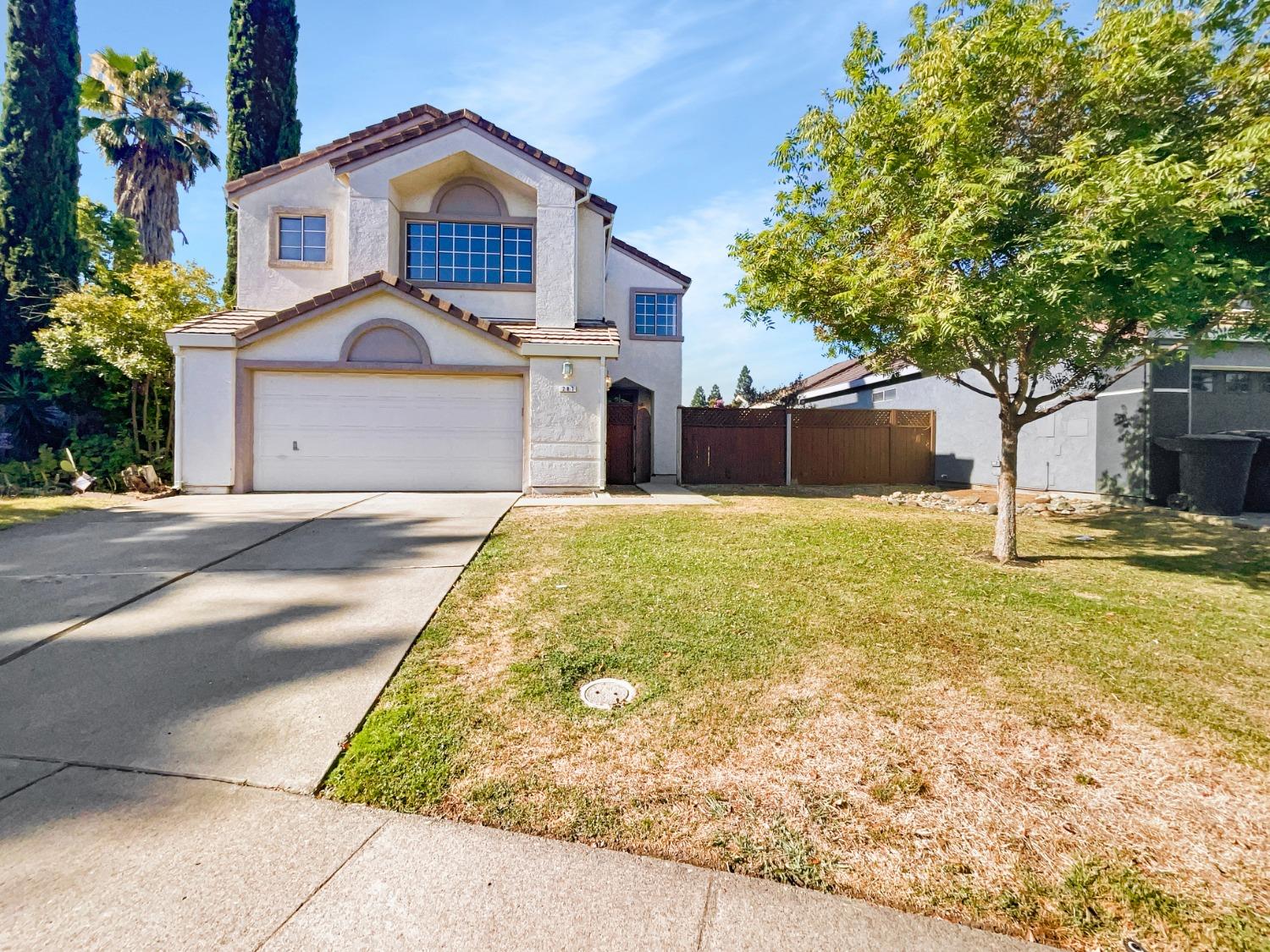 Detail Gallery Image 1 of 1 For 287 Union St, Roseville,  CA 95678 - 3 Beds | 2/1 Baths