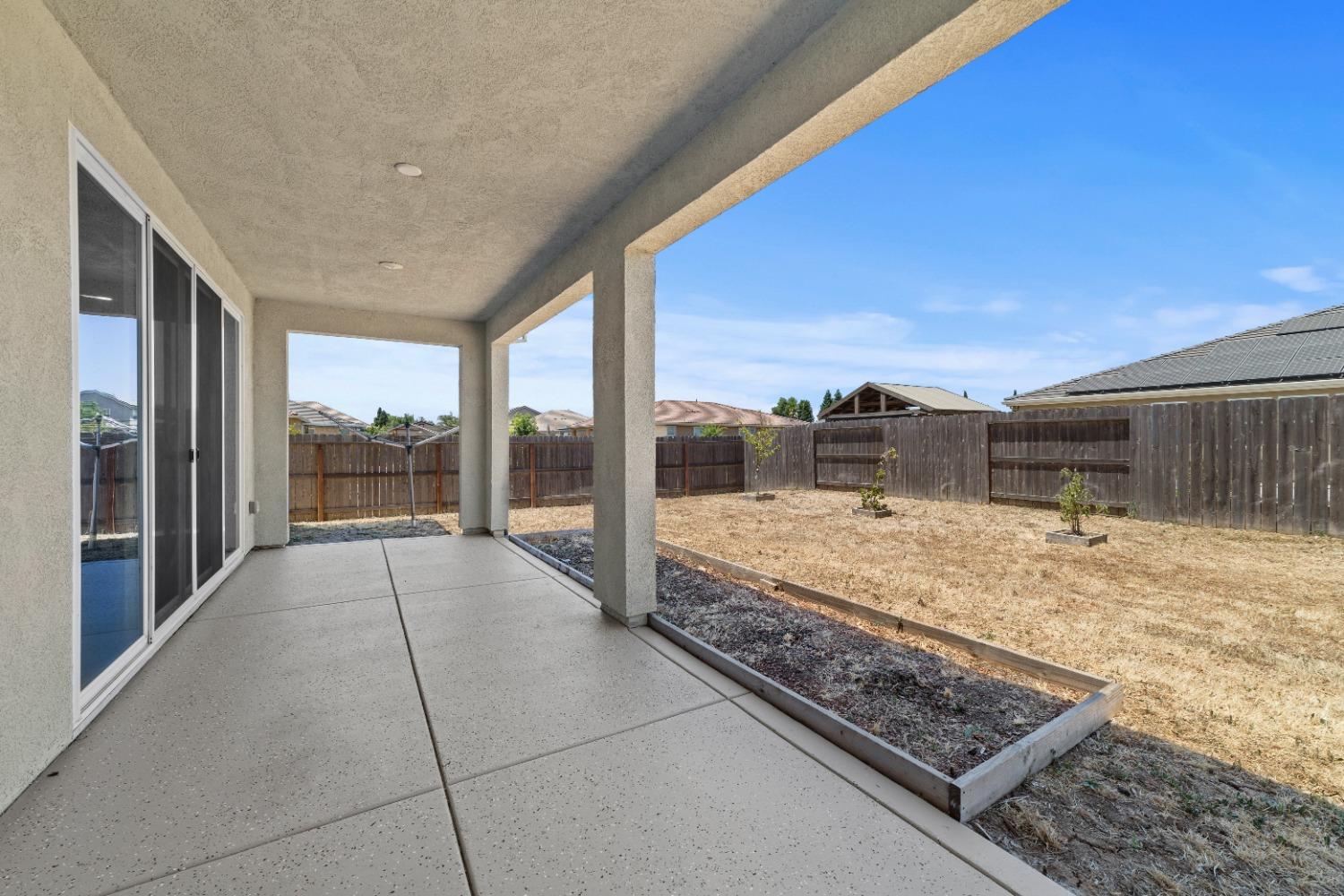 Detail Gallery Image 27 of 32 For 1097 Dry Gulch Trail Dr, Plumas Lake,  CA 95961 - 4 Beds | 3/1 Baths