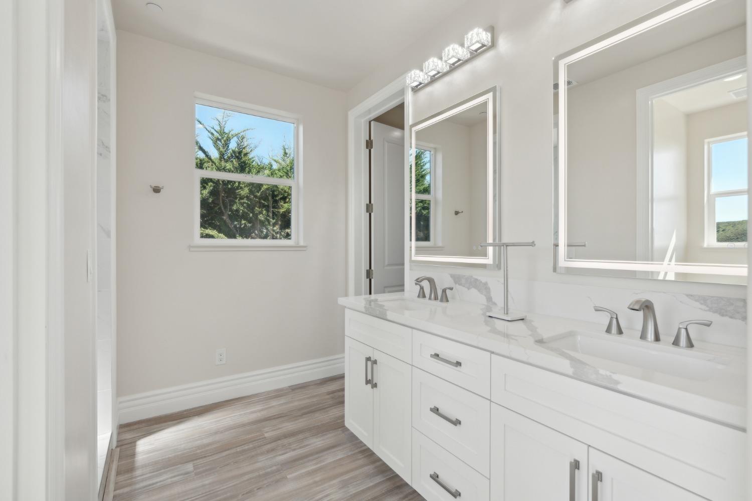 Detail Gallery Image 12 of 41 For 25490 via Mariquita, Carmel,  CA 93923 - 4 Beds | 3/1 Baths