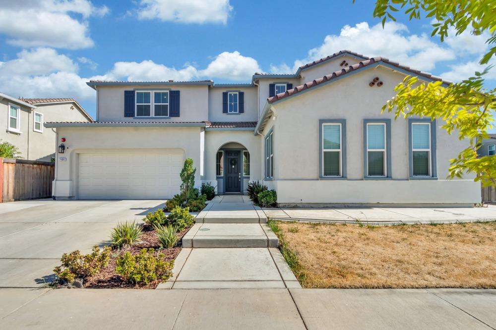 Detail Gallery Image 1 of 1 For 7486 Amonde Way, Elk Grove,  CA 95757 - 5 Beds | 4/1 Baths