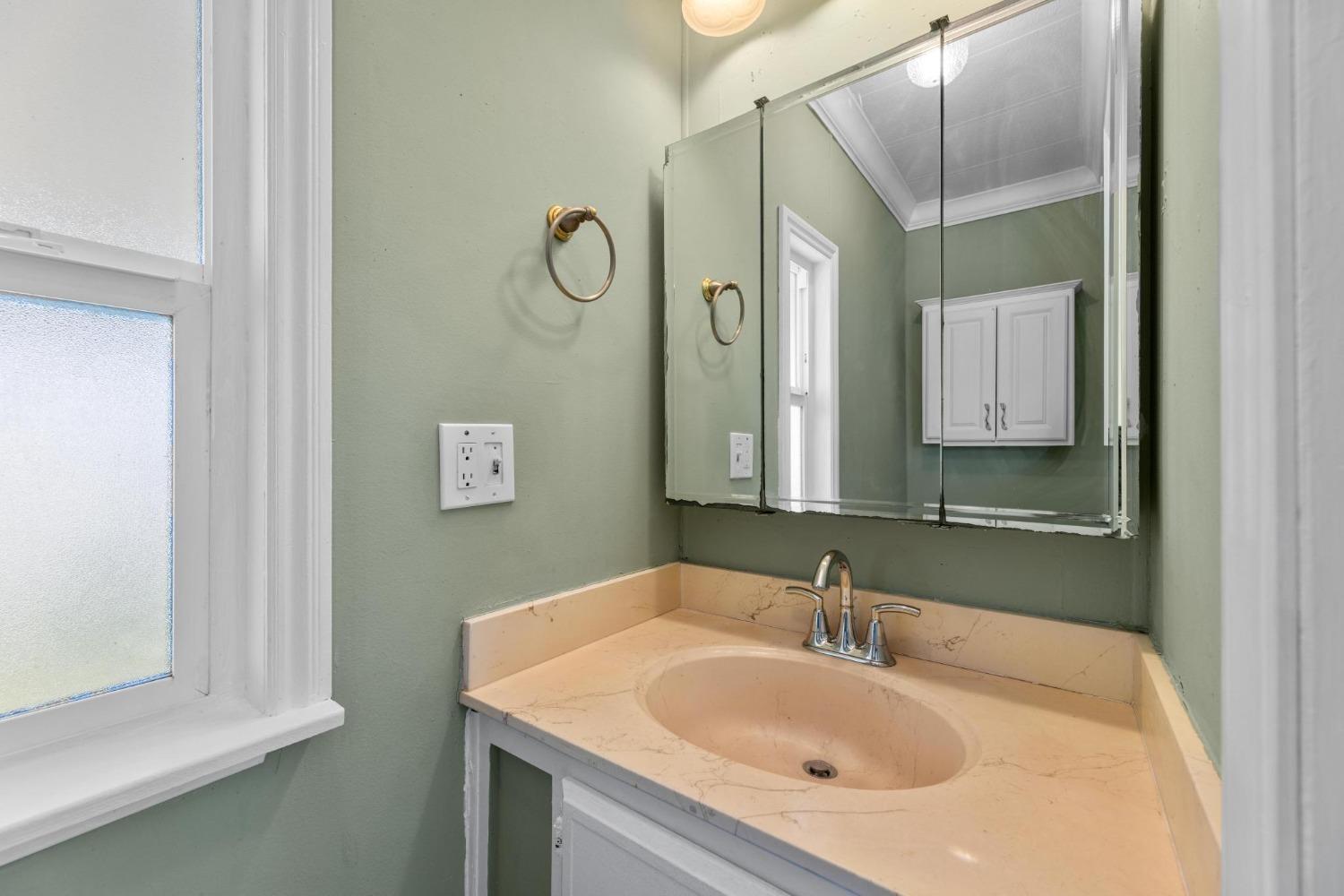 Detail Gallery Image 26 of 38 For 93 Village Cir, Sacramento,  CA 95838 - 2 Beds | 1/1 Baths