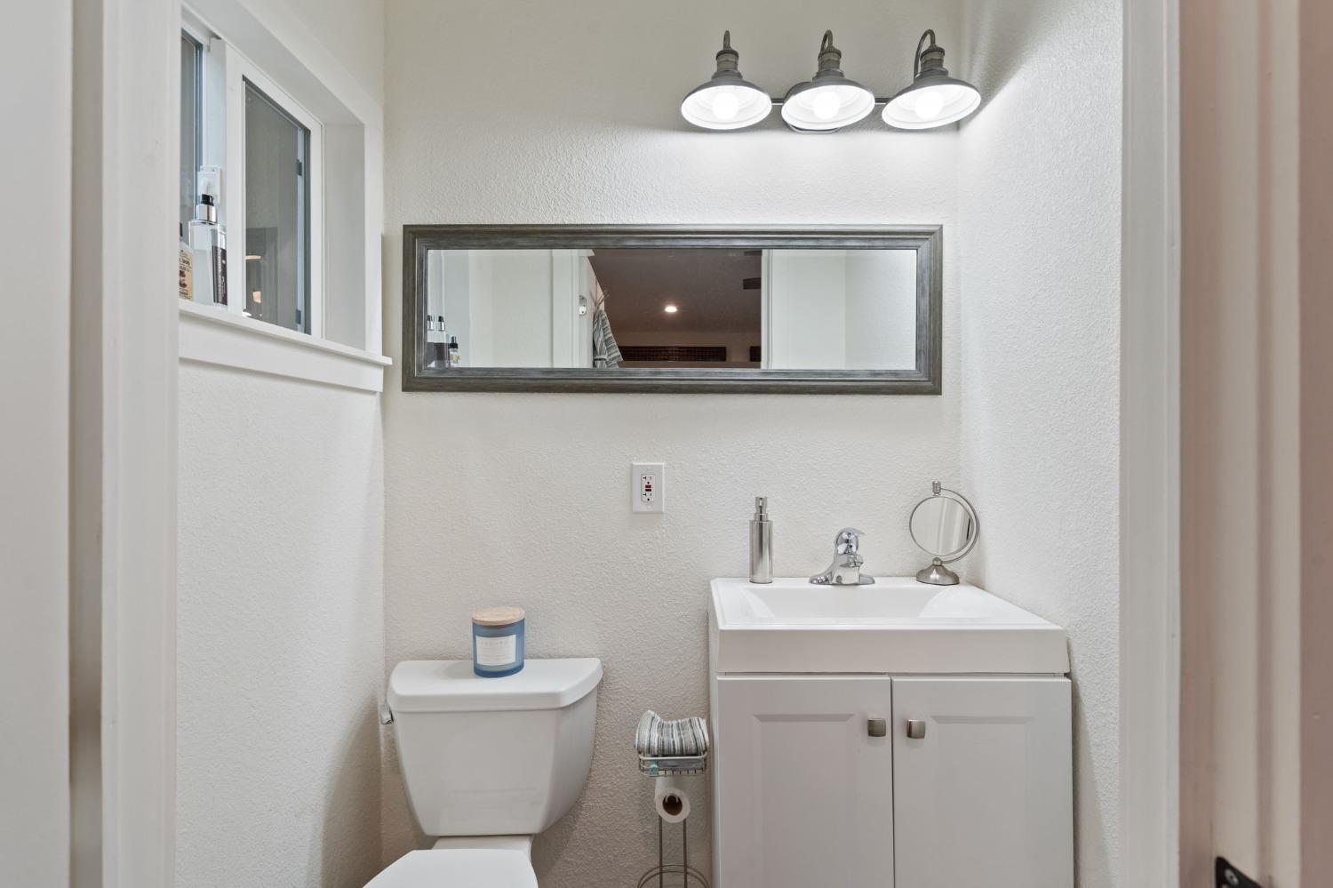 Detail Gallery Image 20 of 26 For 3404 Sly Park Rd, Pollock Pines,  CA 95726 - 3 Beds | 1/1 Baths