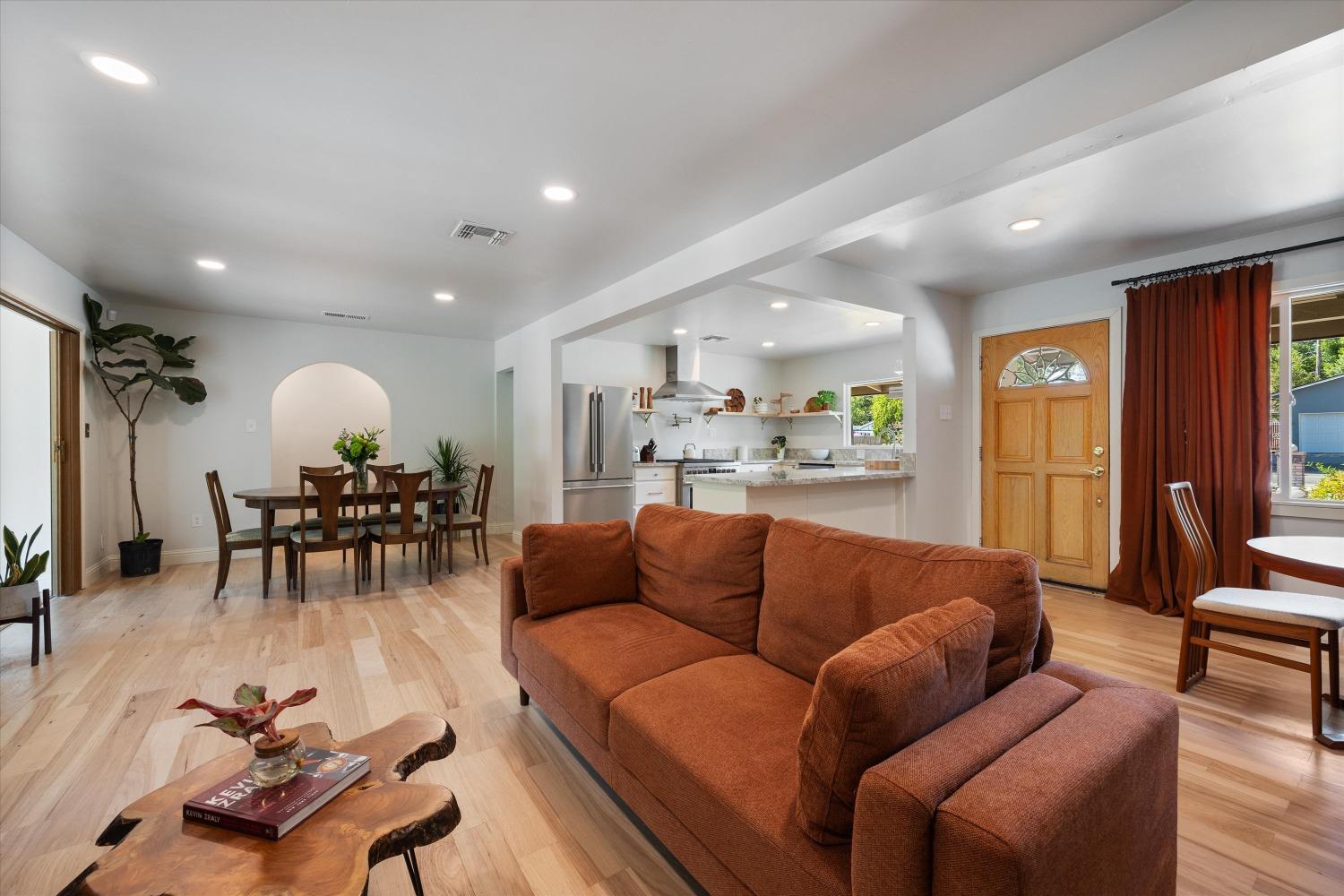 Detail Gallery Image 1 of 1 For 3300 Whitney Ave, Sacramento,  CA 95821 - 4 Beds | 2 Baths