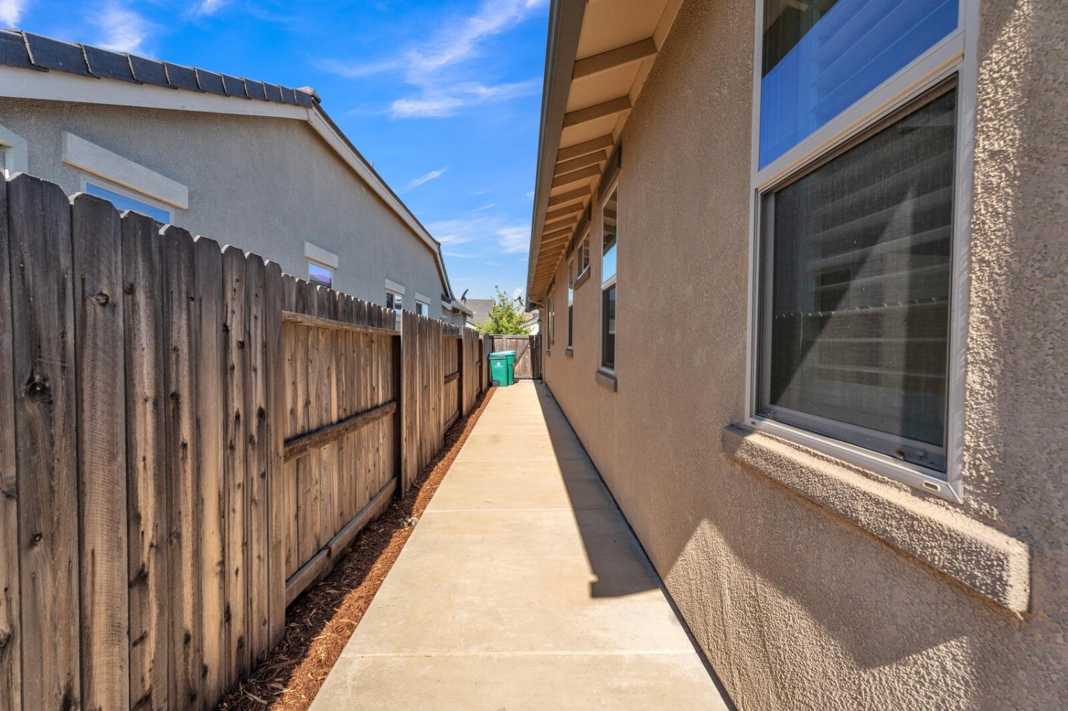 Detail Gallery Image 37 of 40 For 4003 Santa Ynez Dr, El Dorado Hills,  CA 95762 - 3 Beds | 3 Baths