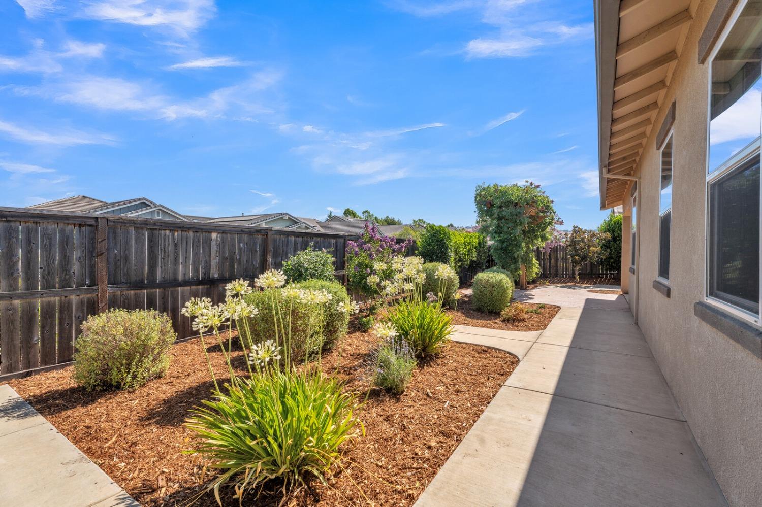 Detail Gallery Image 34 of 40 For 4003 Santa Ynez Dr, El Dorado Hills,  CA 95762 - 3 Beds | 3 Baths