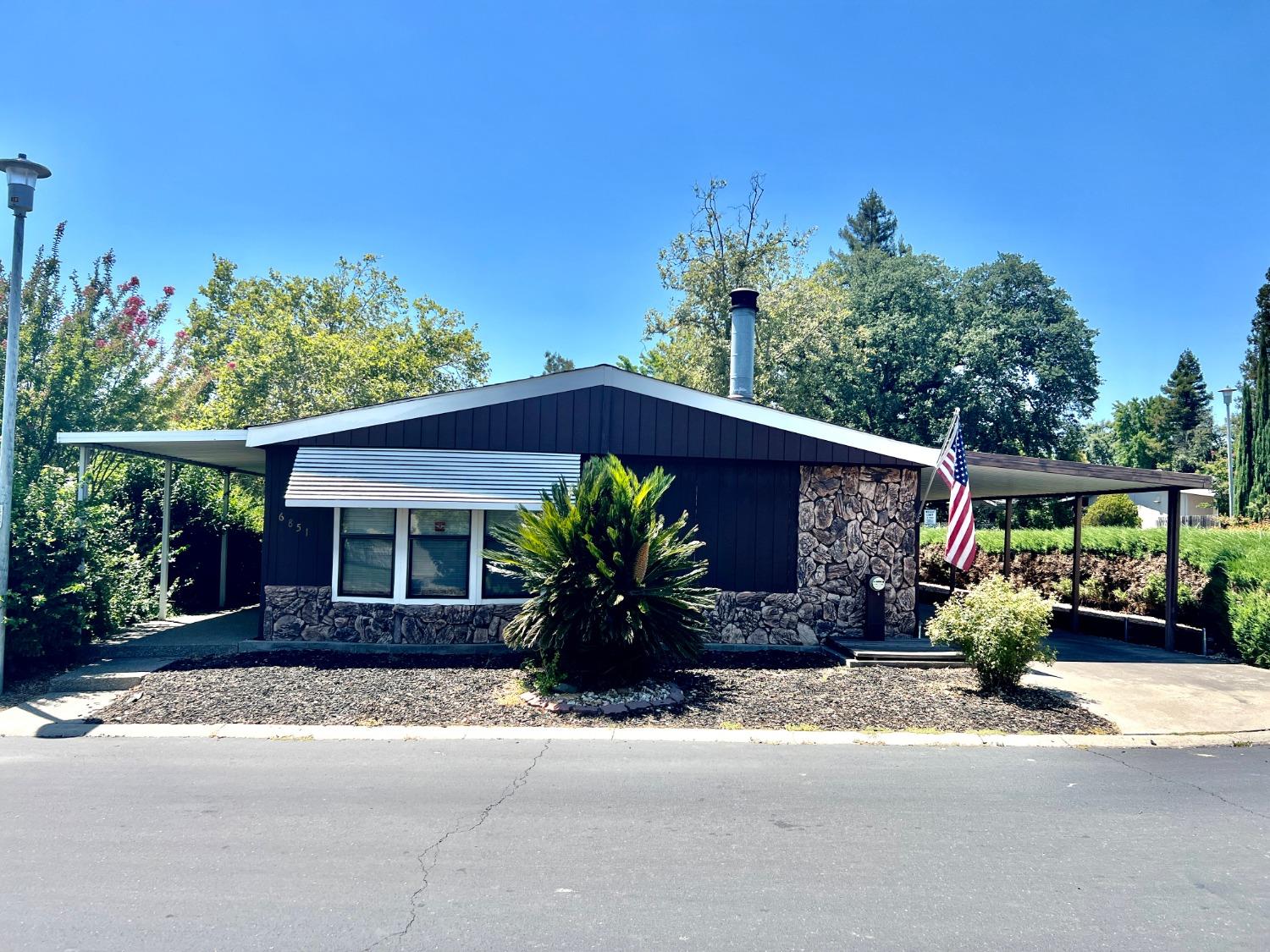 Detail Gallery Image 2 of 19 For 6851 Tandy Ln, Citrus Heights,  CA 95621 - 3 Beds | 2 Baths