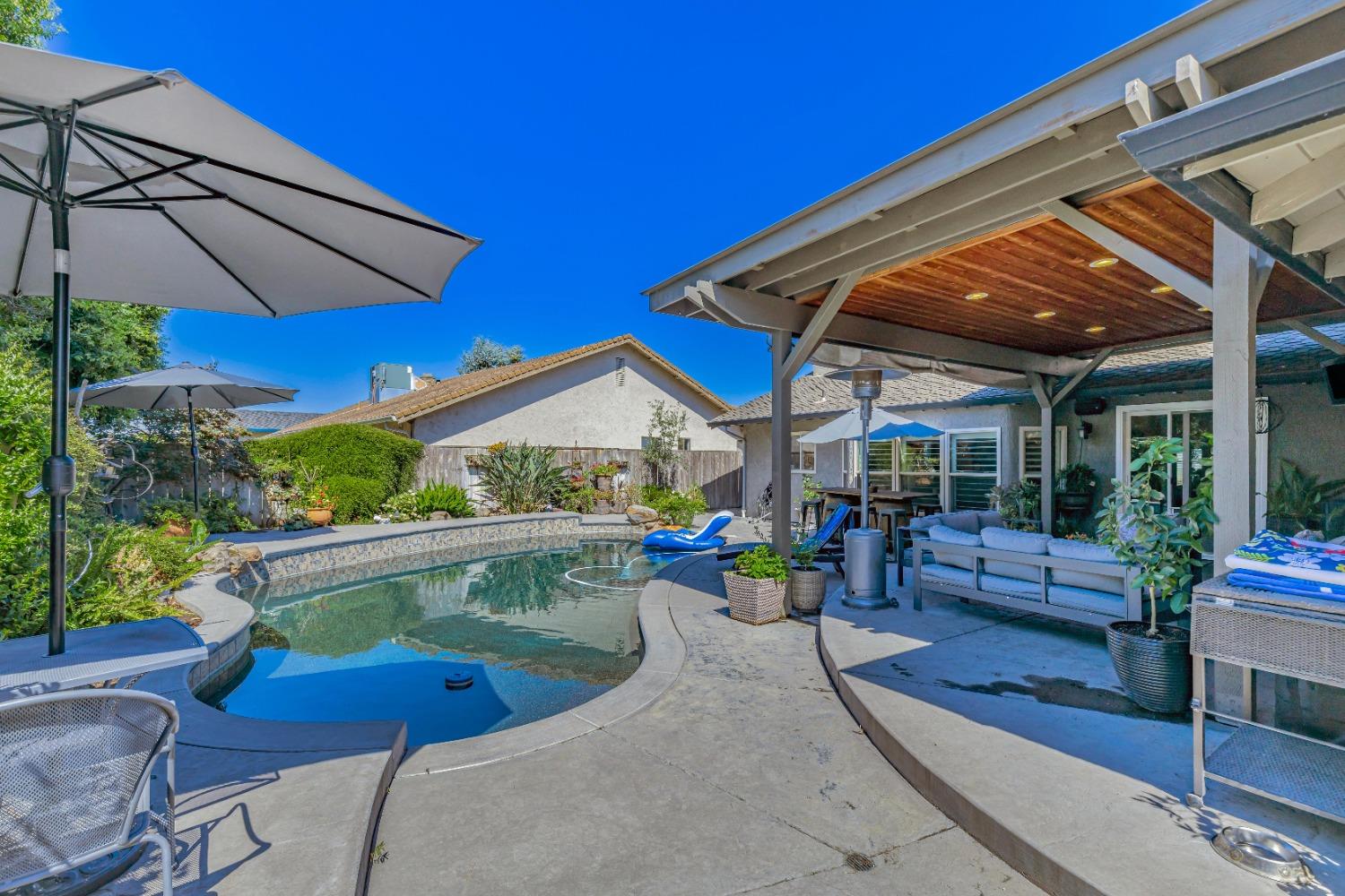 Detail Gallery Image 18 of 21 For 1720 Mcclellan Way, Stockton,  CA 95207 - 4 Beds | 2/1 Baths